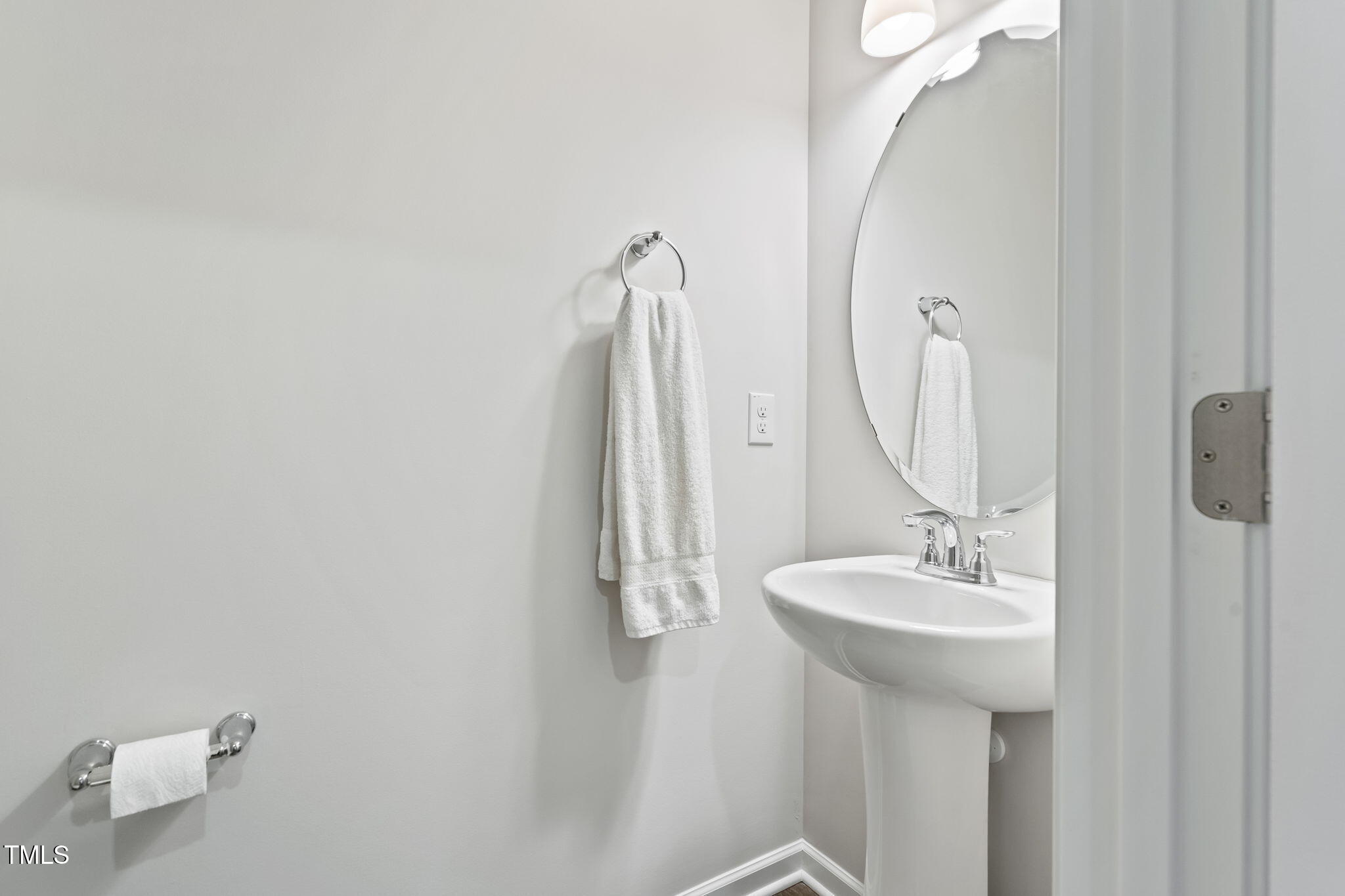 482 Olivia Crossing Court Property Photo 17