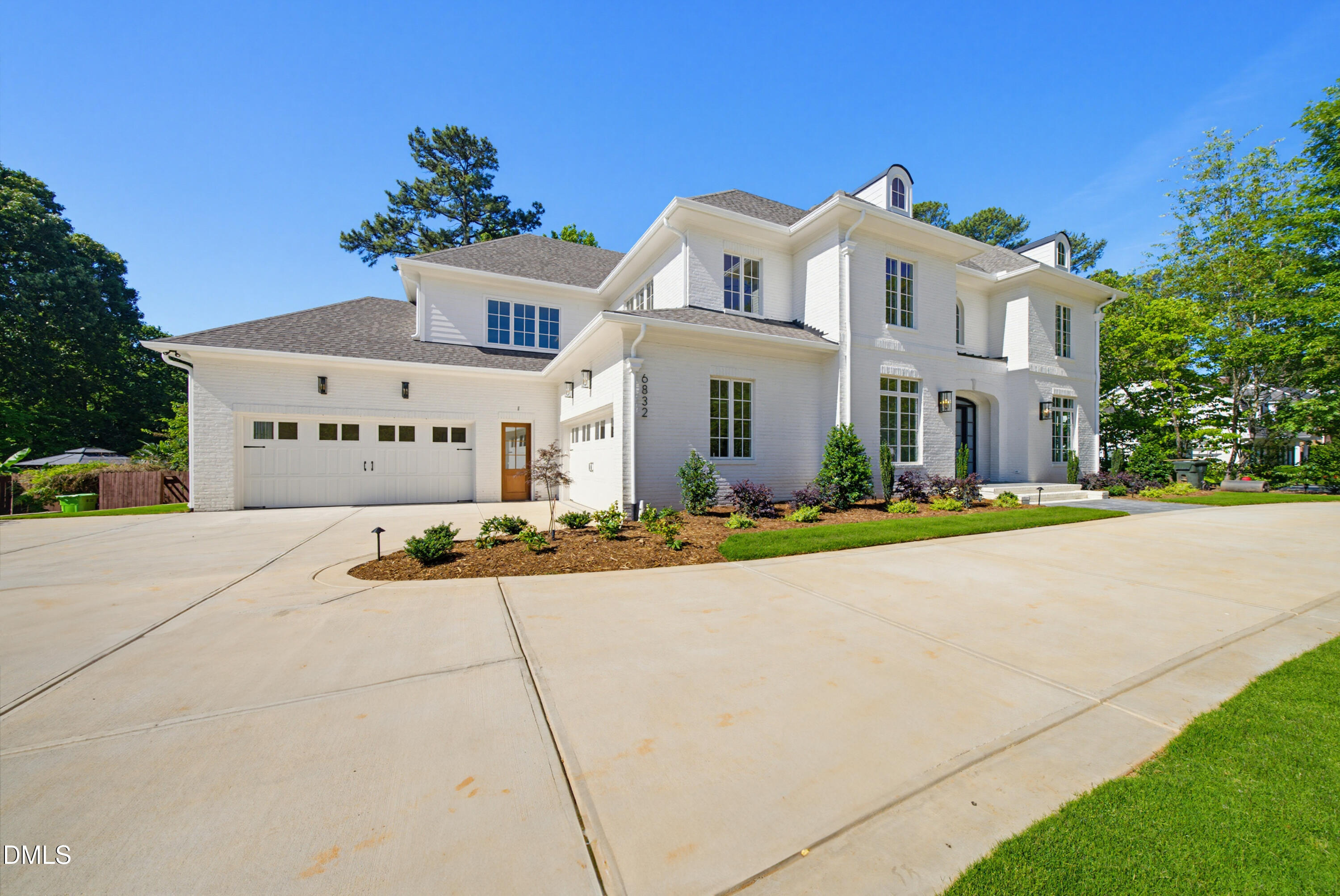 6832 Greystone Drive Property Photo 3
