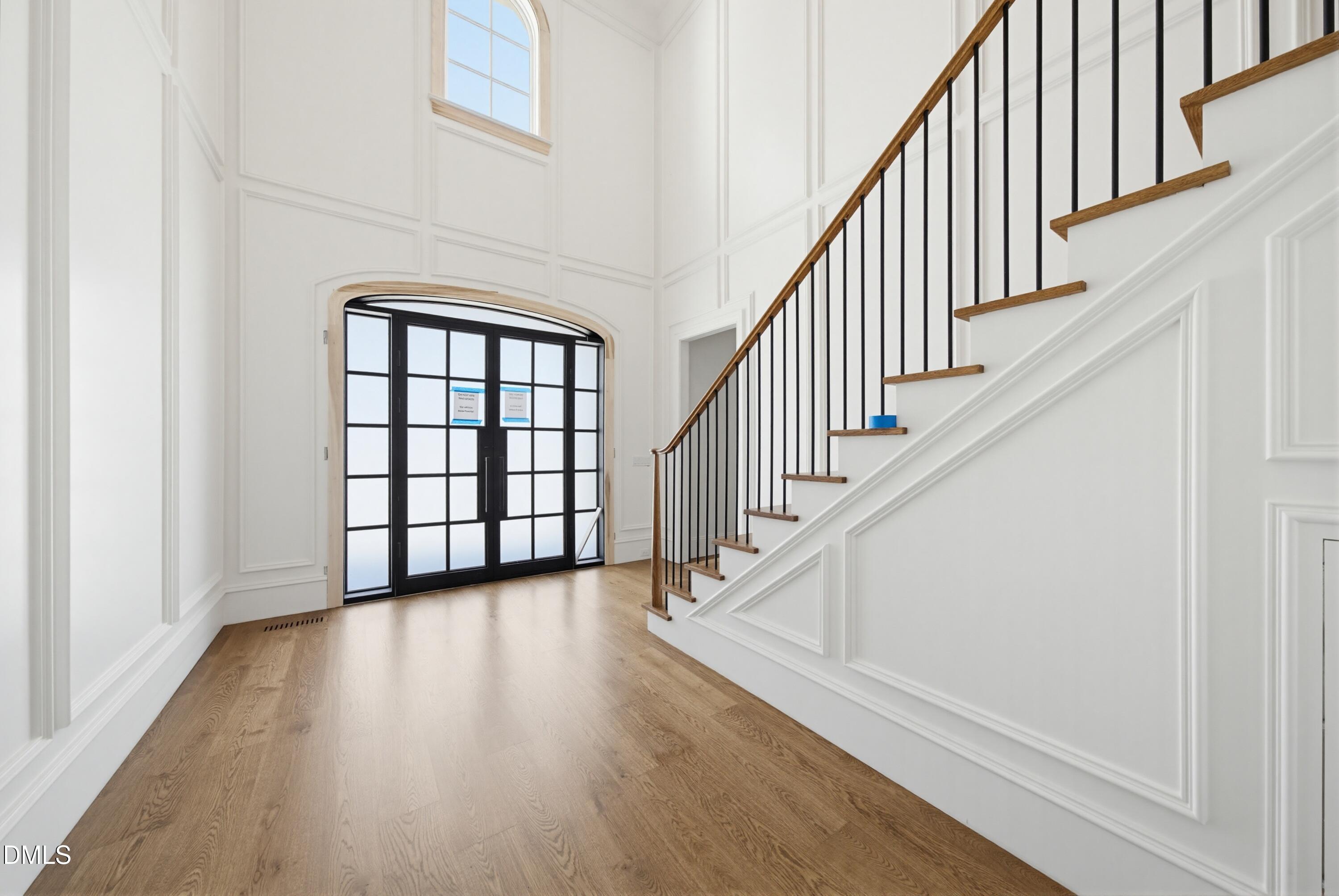 6832 Greystone Drive Property Photo 4