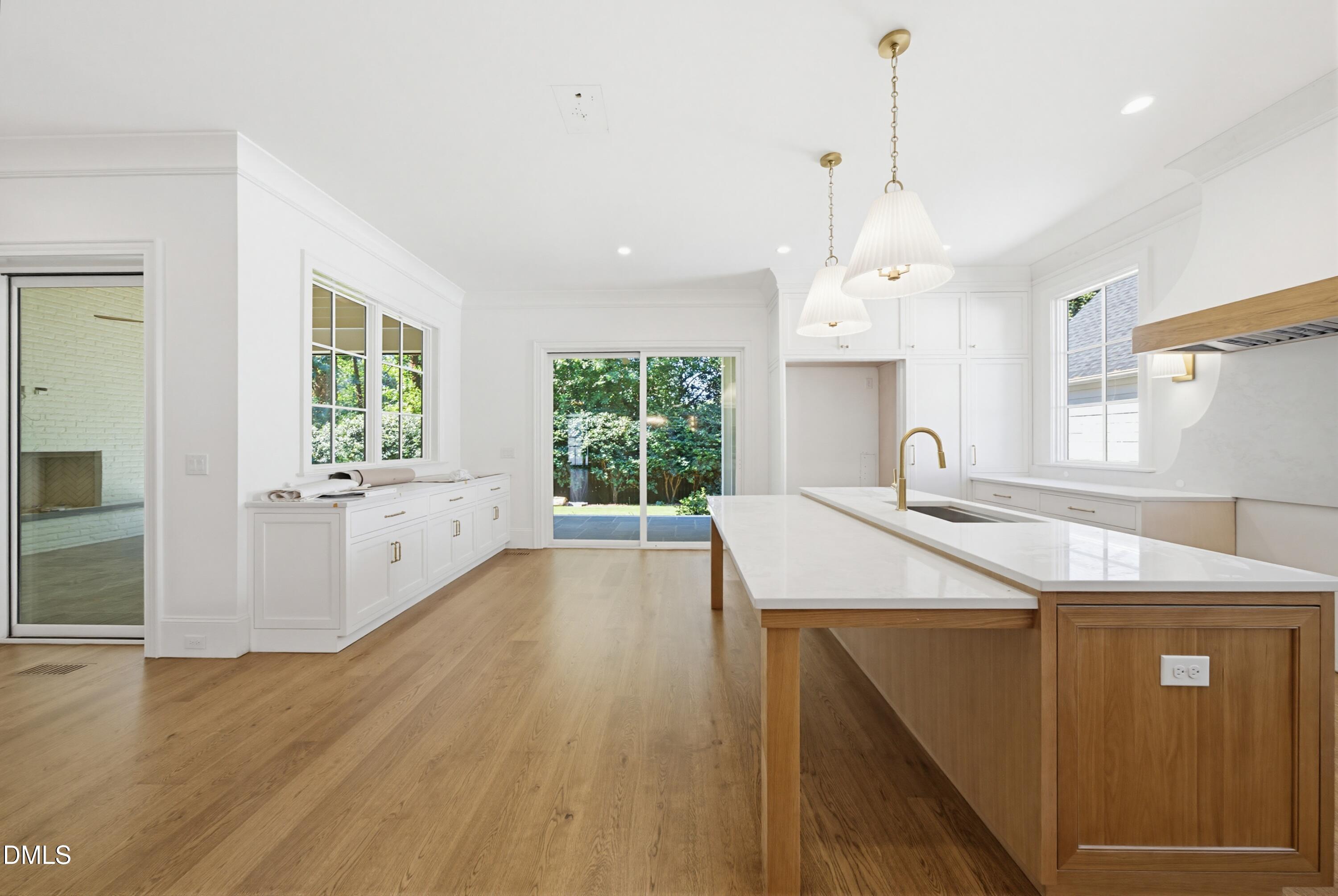 6832 Greystone Drive Property Photo 10