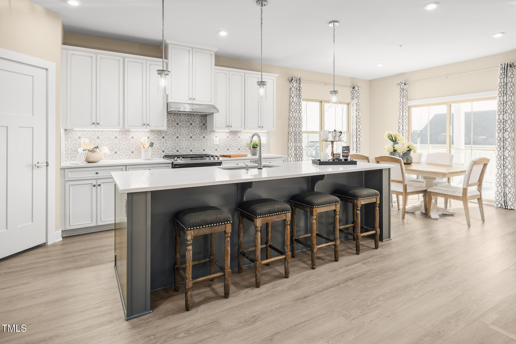 849 Walker Ridge Way Property Photo 7