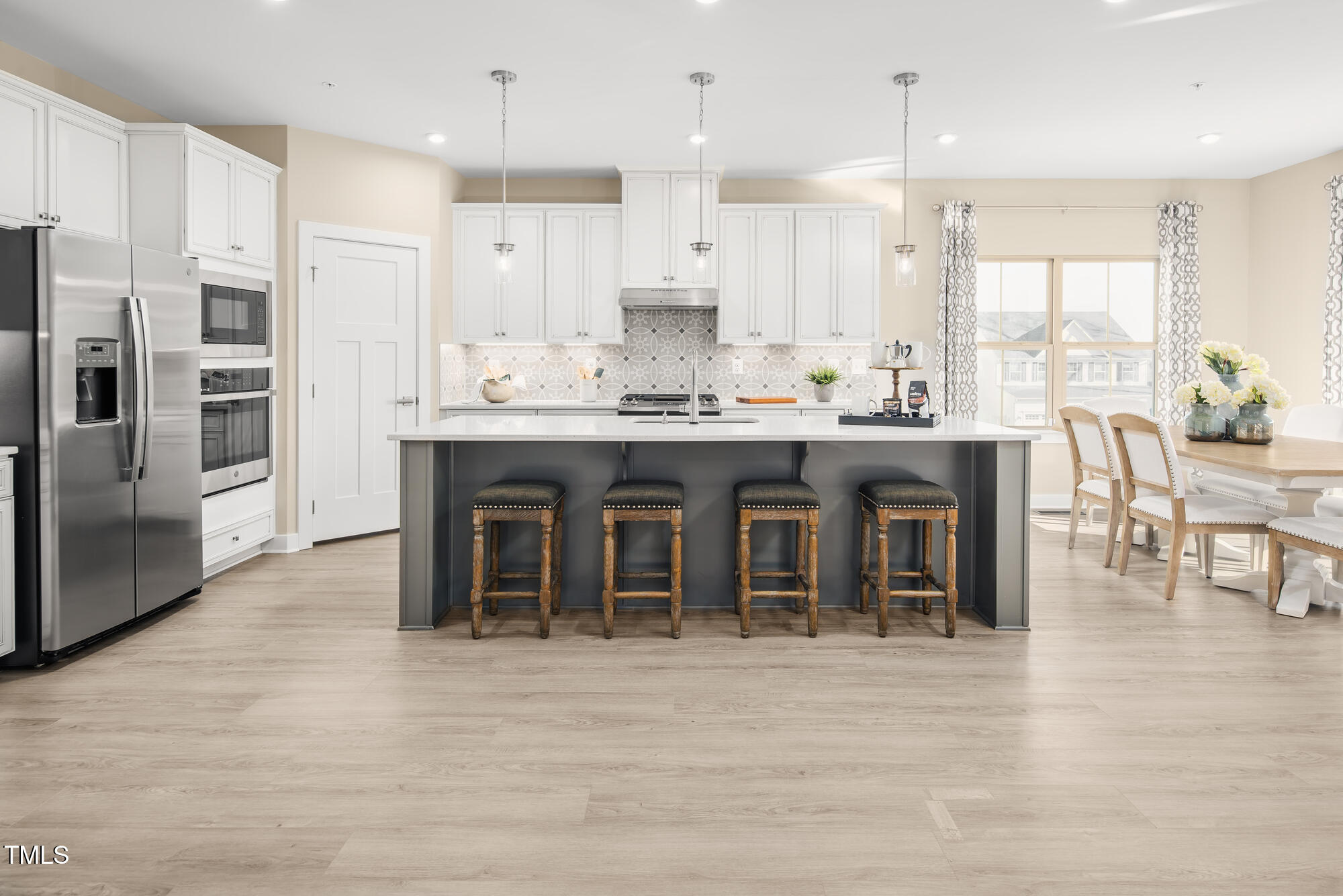 849 Walker Ridge Way Property Photo 8