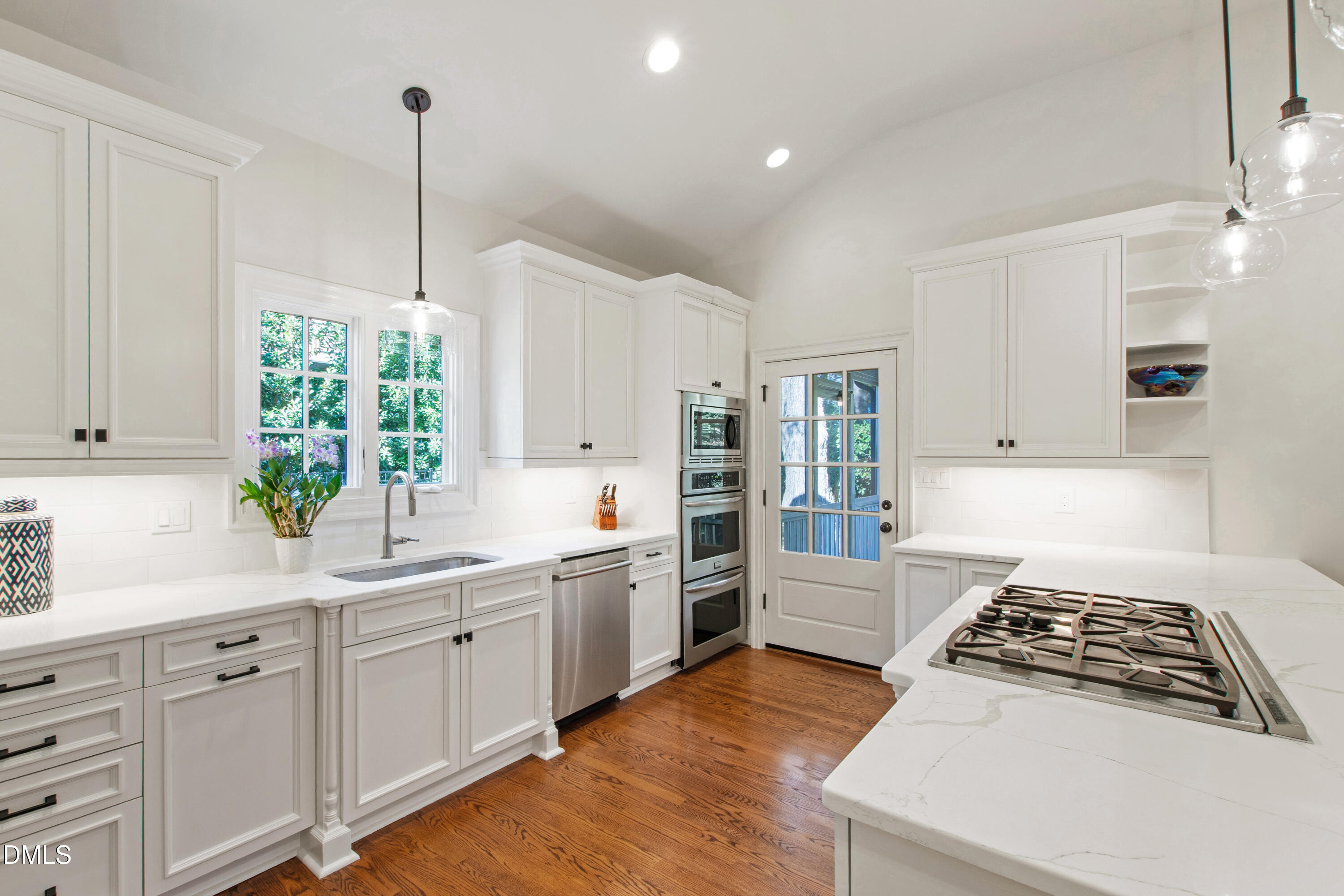 2707 Anderson Drive Property Photo 11