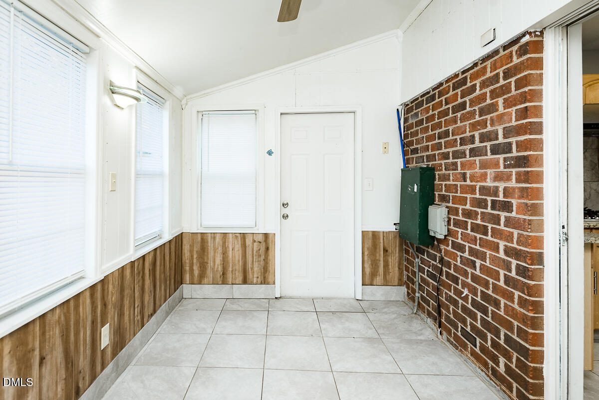 1241 S Fifth Street B-4 Property Photo 11