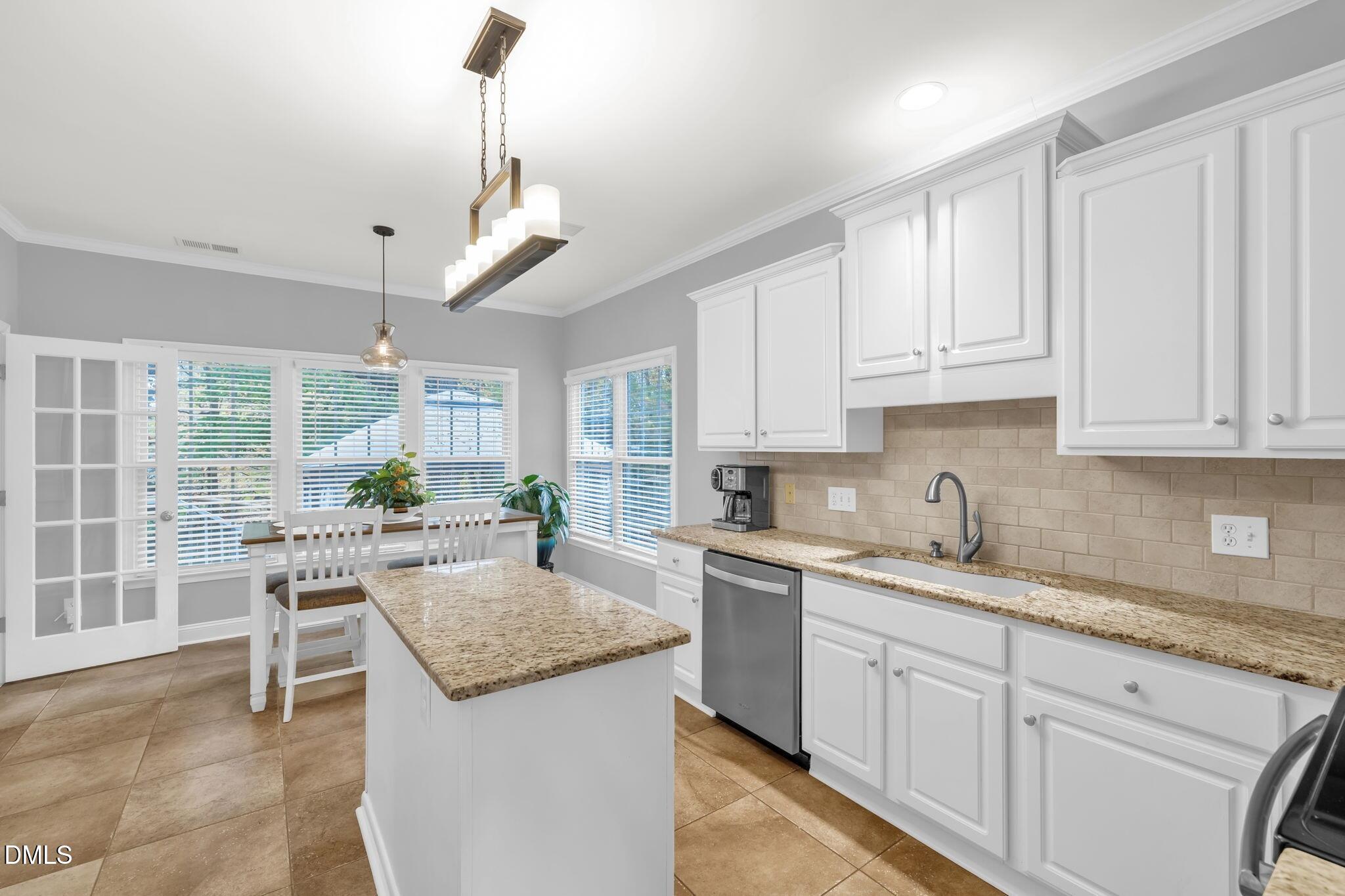 6604 Barton Creek Court Property Photo 9