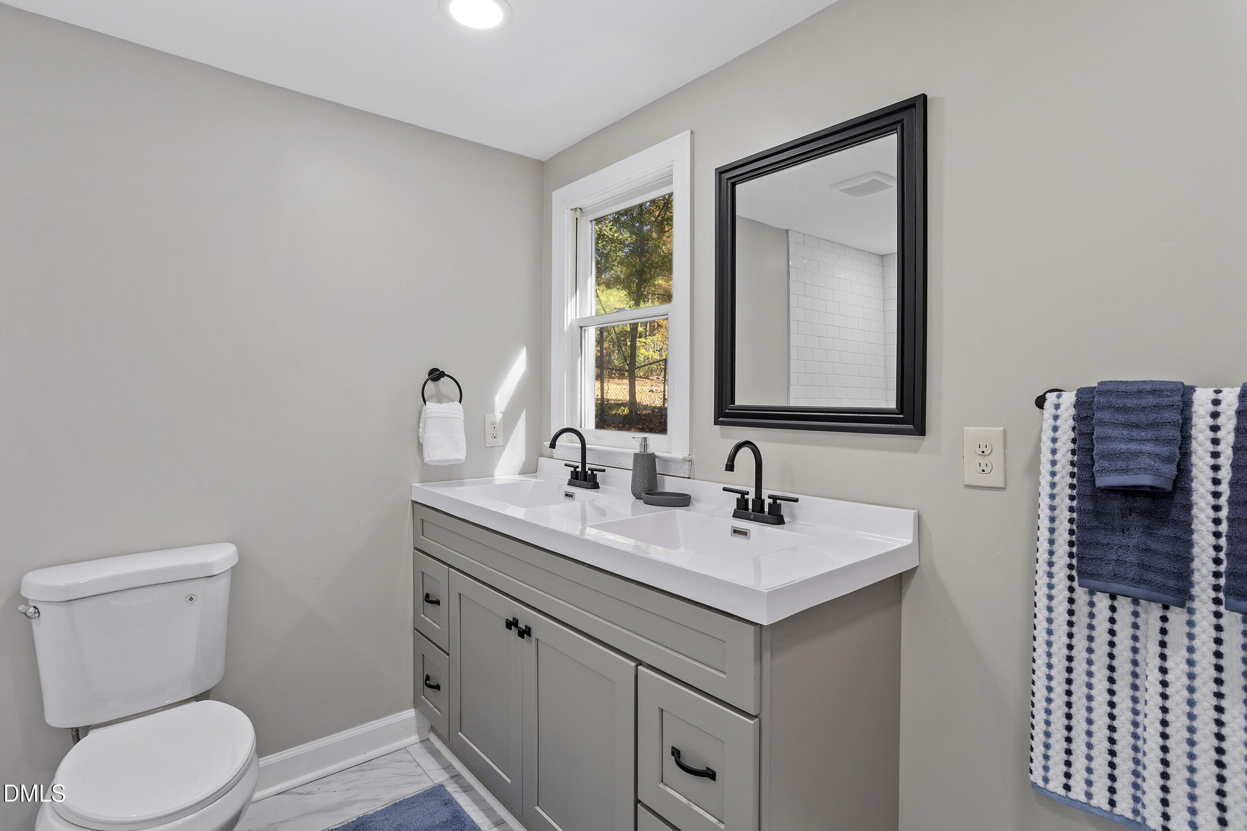 502 Burton Street Property Photo 14