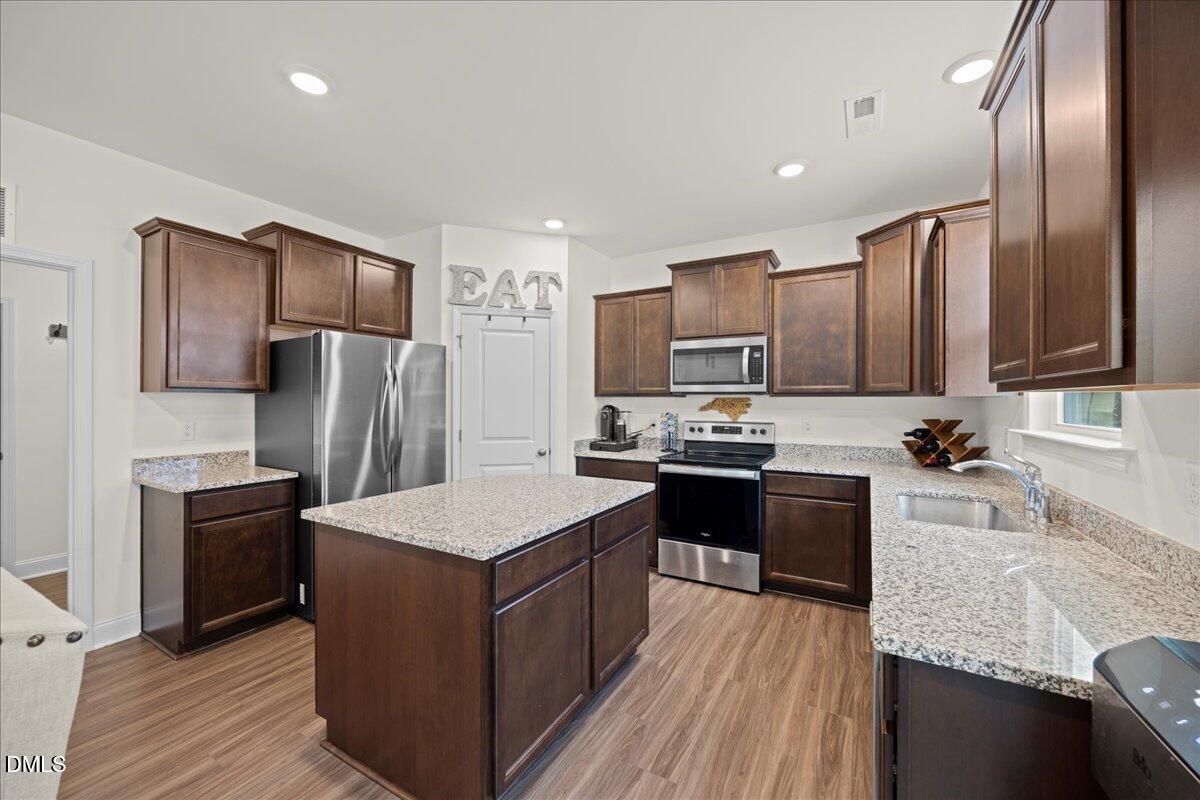 835 Golden Plum Lane Property Photo 2