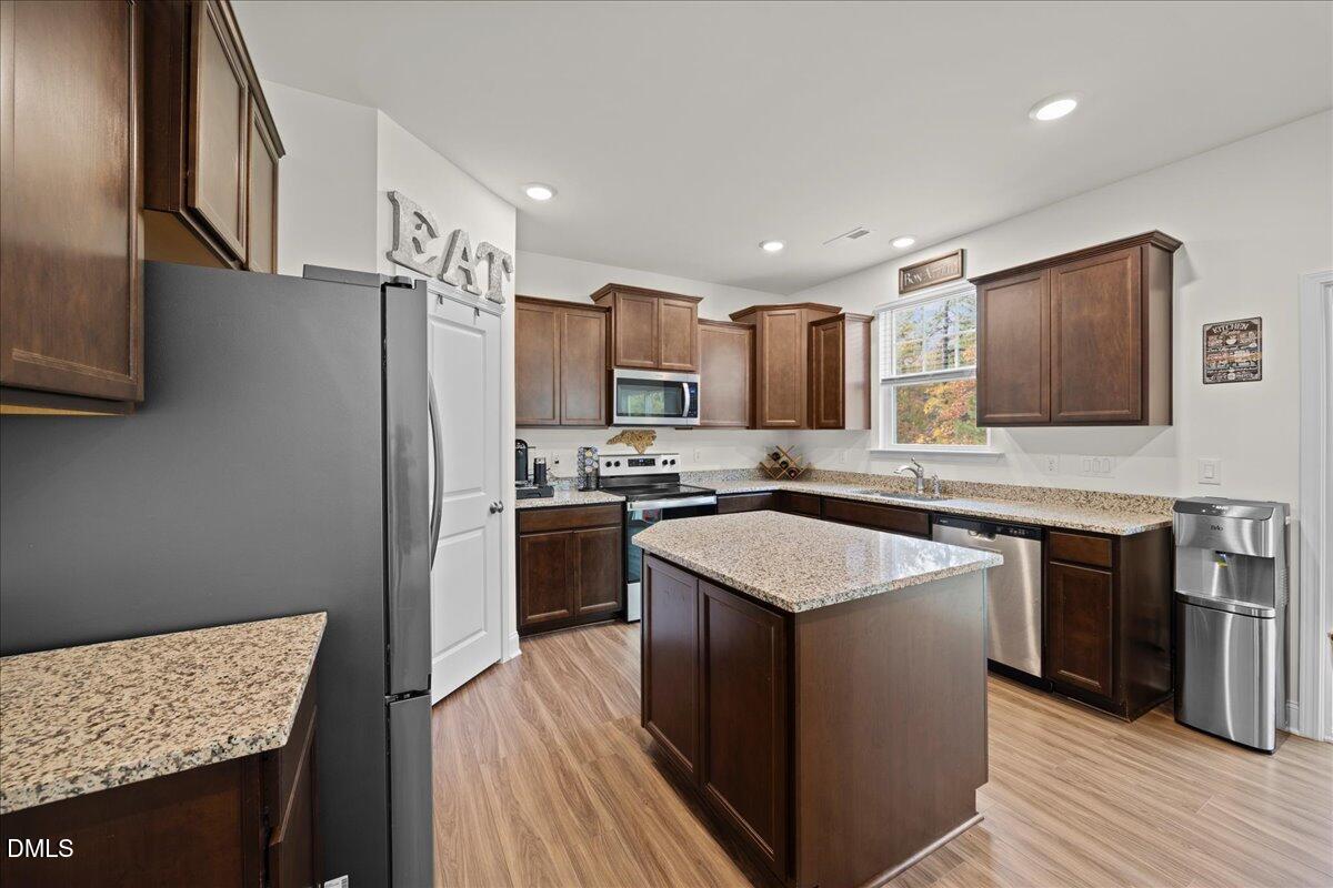 835 Golden Plum Lane Property Photo 3