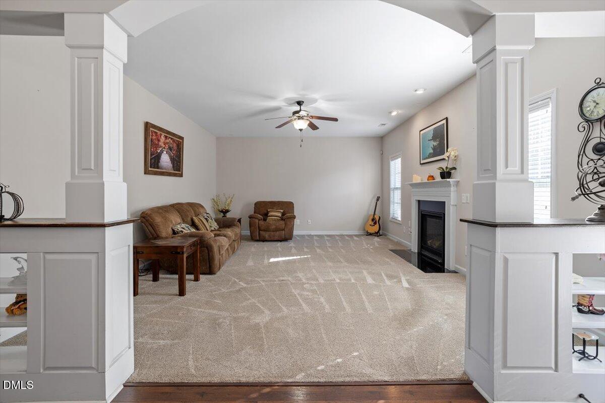 109 N Sunset Ridge Drive Property Photo 6