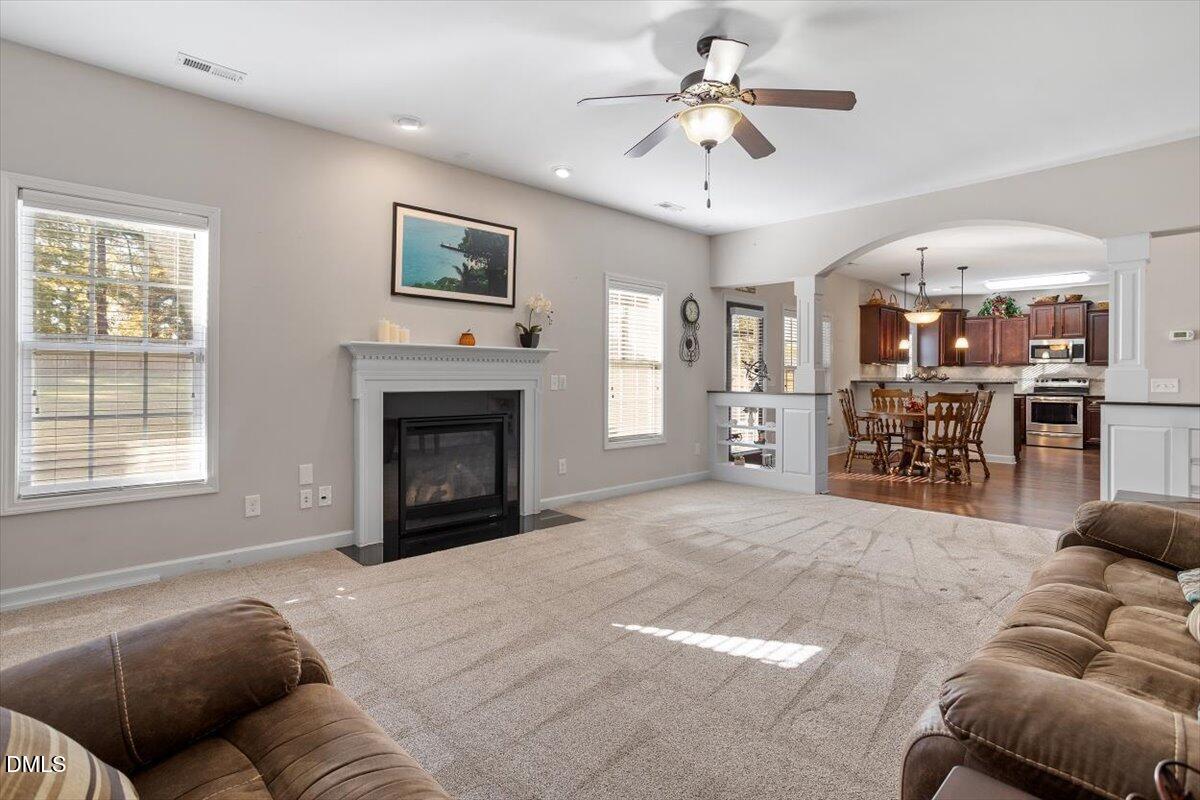 109 N Sunset Ridge Drive Property Photo 7