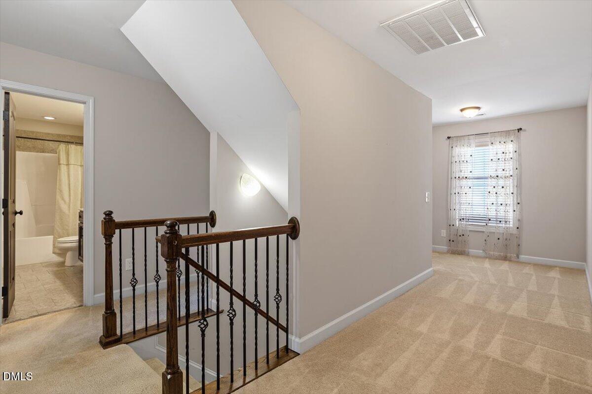 109 N Sunset Ridge Drive Property Photo 18