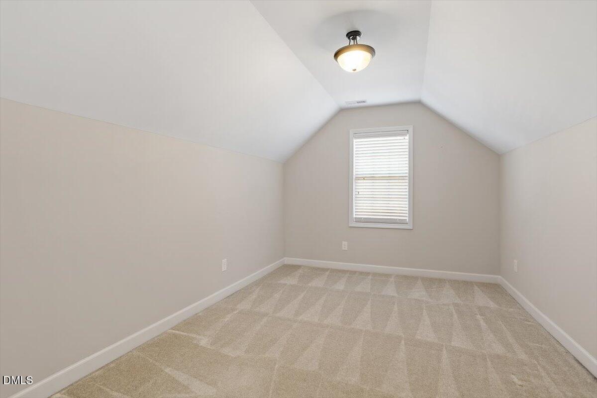 109 N Sunset Ridge Drive Property Photo 20