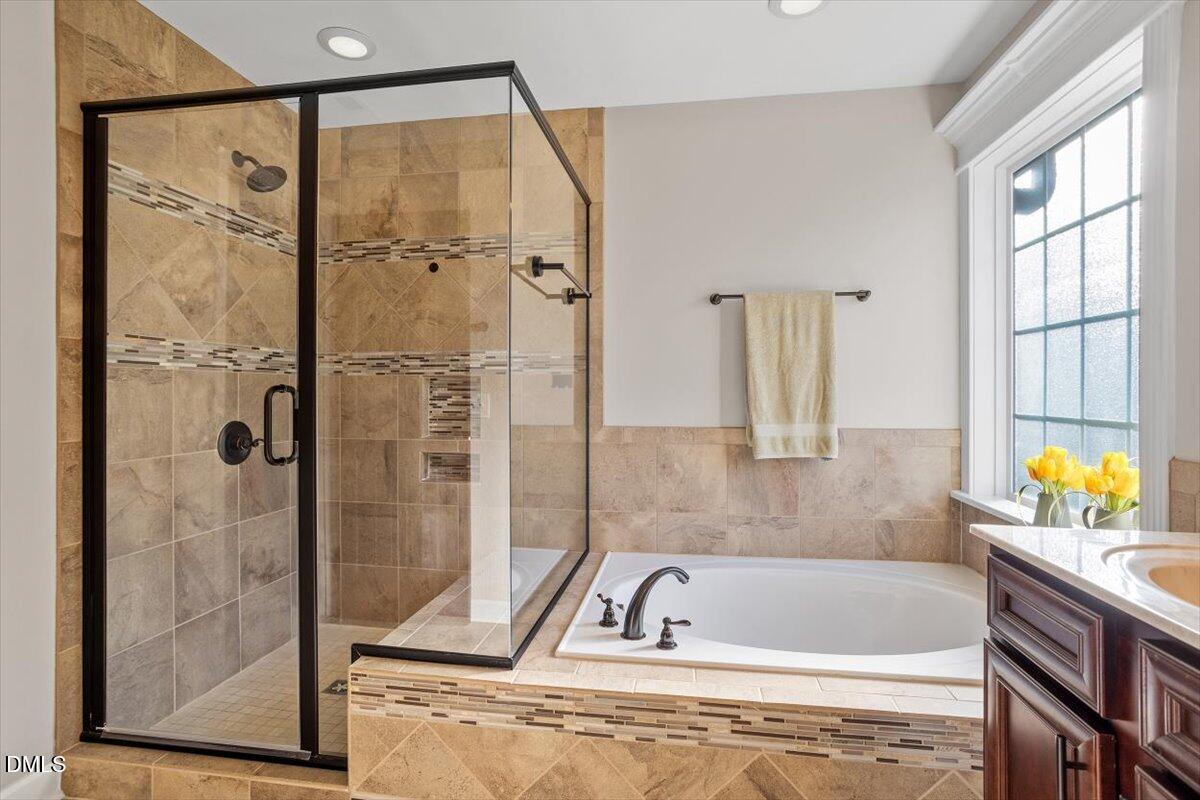 109 N Sunset Ridge Drive Property Photo 24