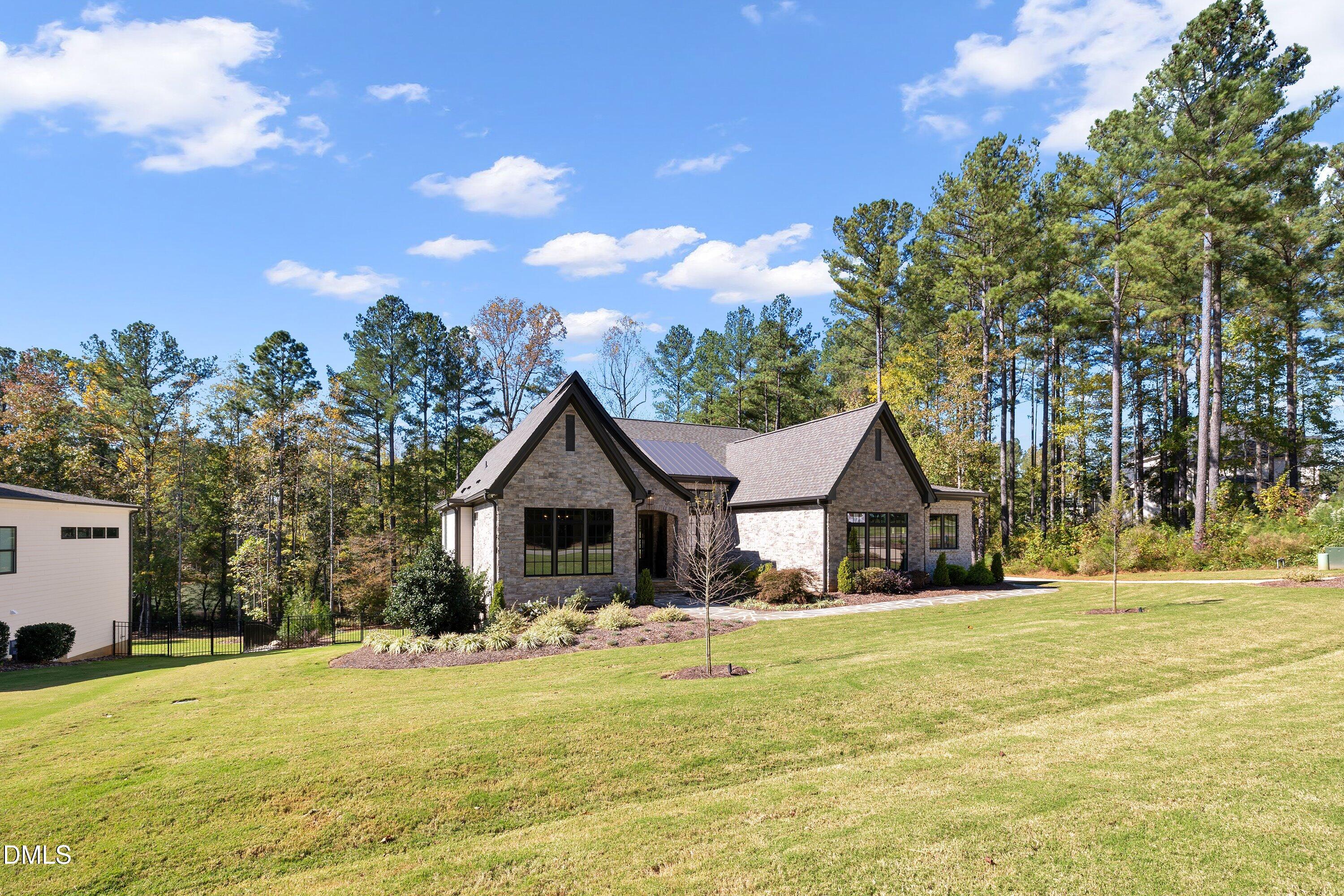 2928 Wexford Pond Way Property Photo 4