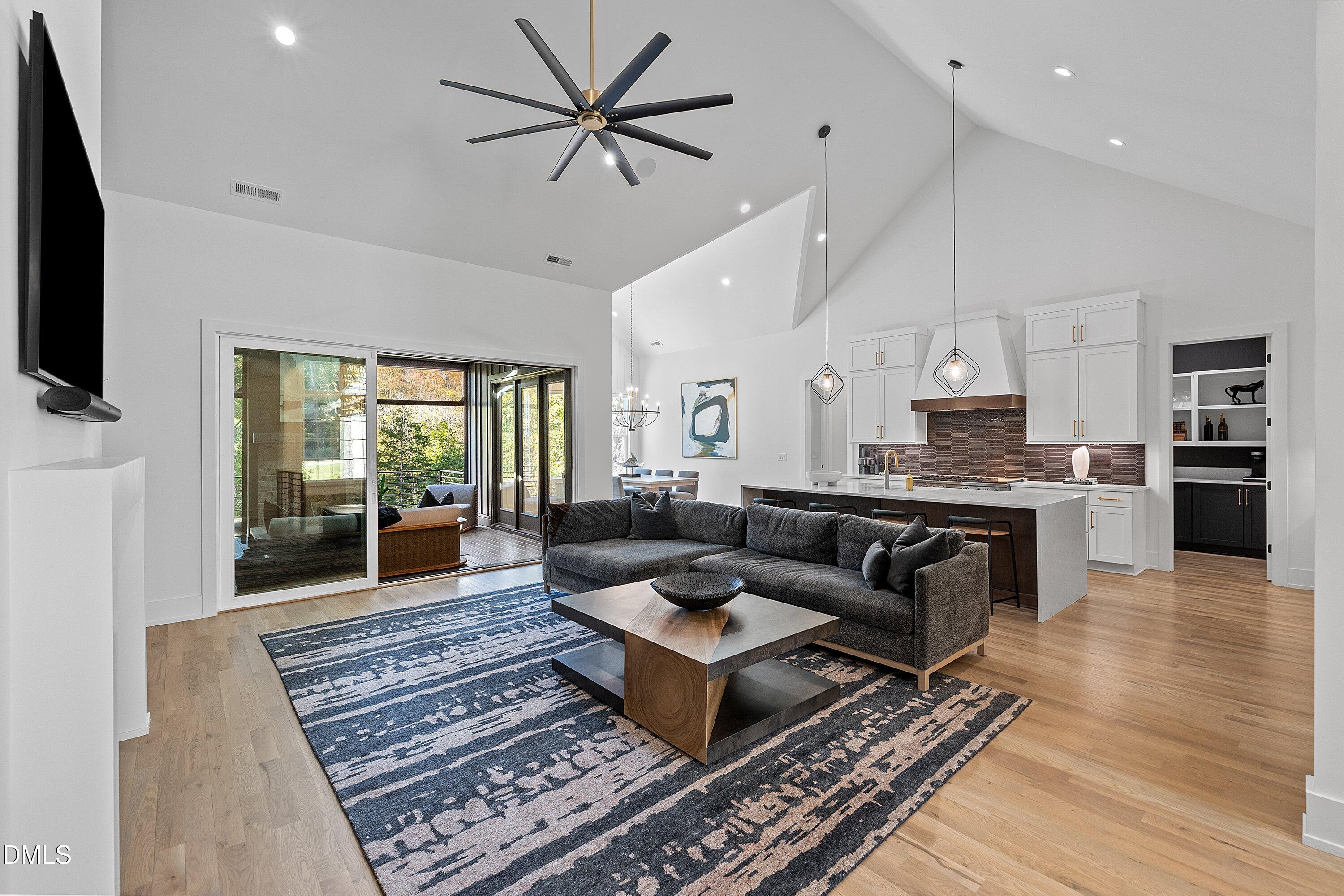 2928 Wexford Pond Way Property Photo 12