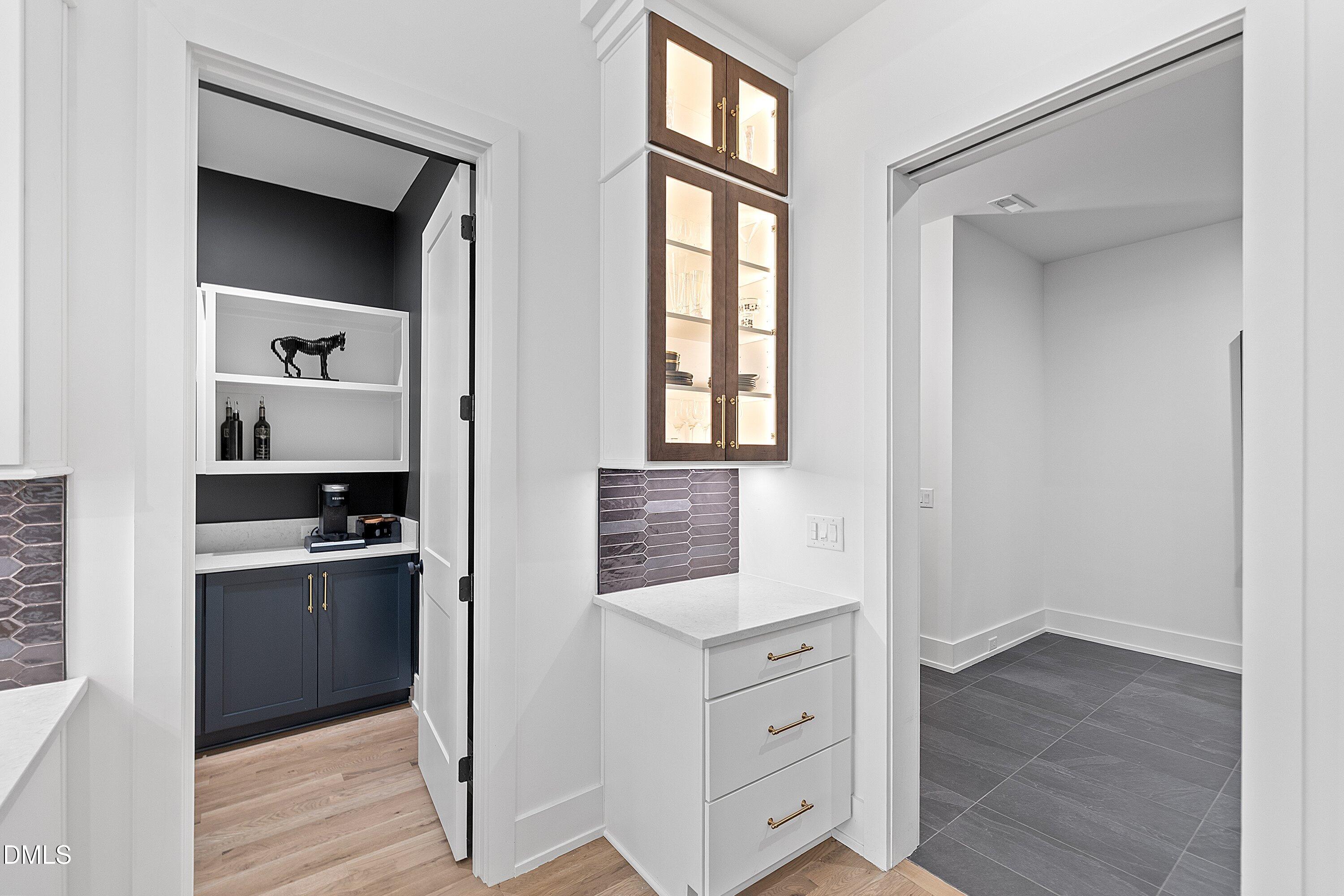 2928 Wexford Pond Way Property Photo 34