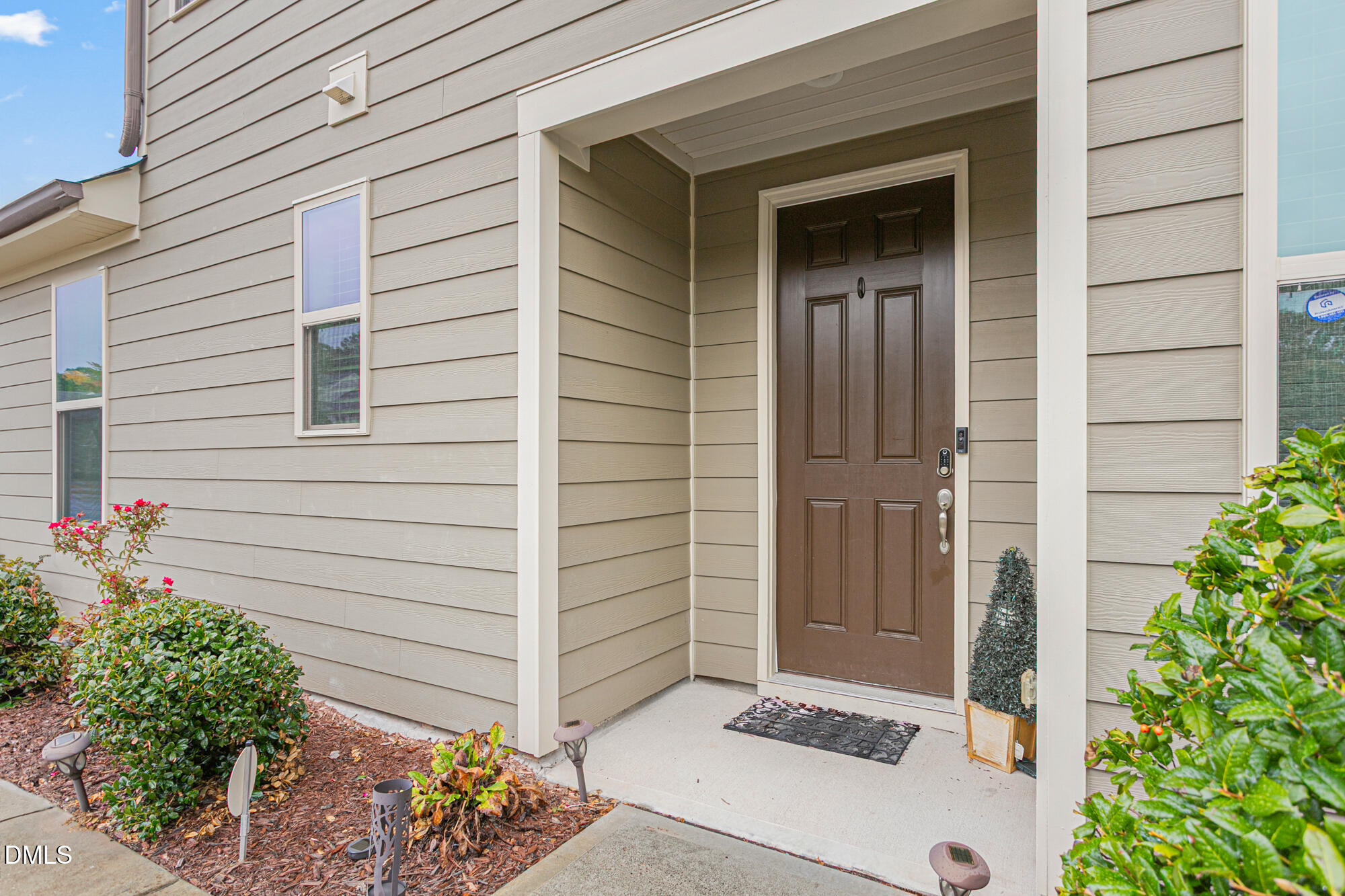 1215 Lotus Lilly Drive Property Photo 3