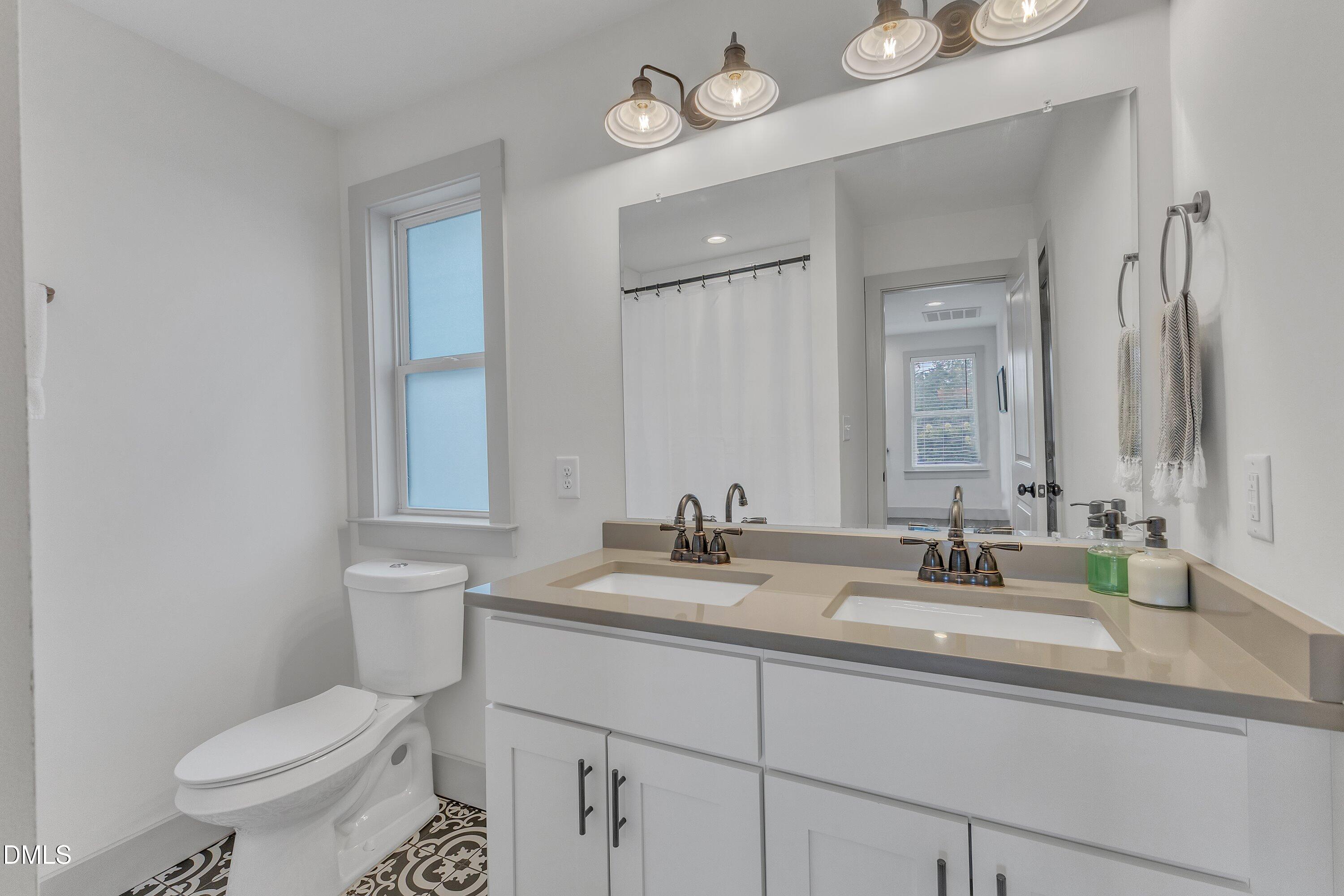 3 Maple Street Property Photo 27