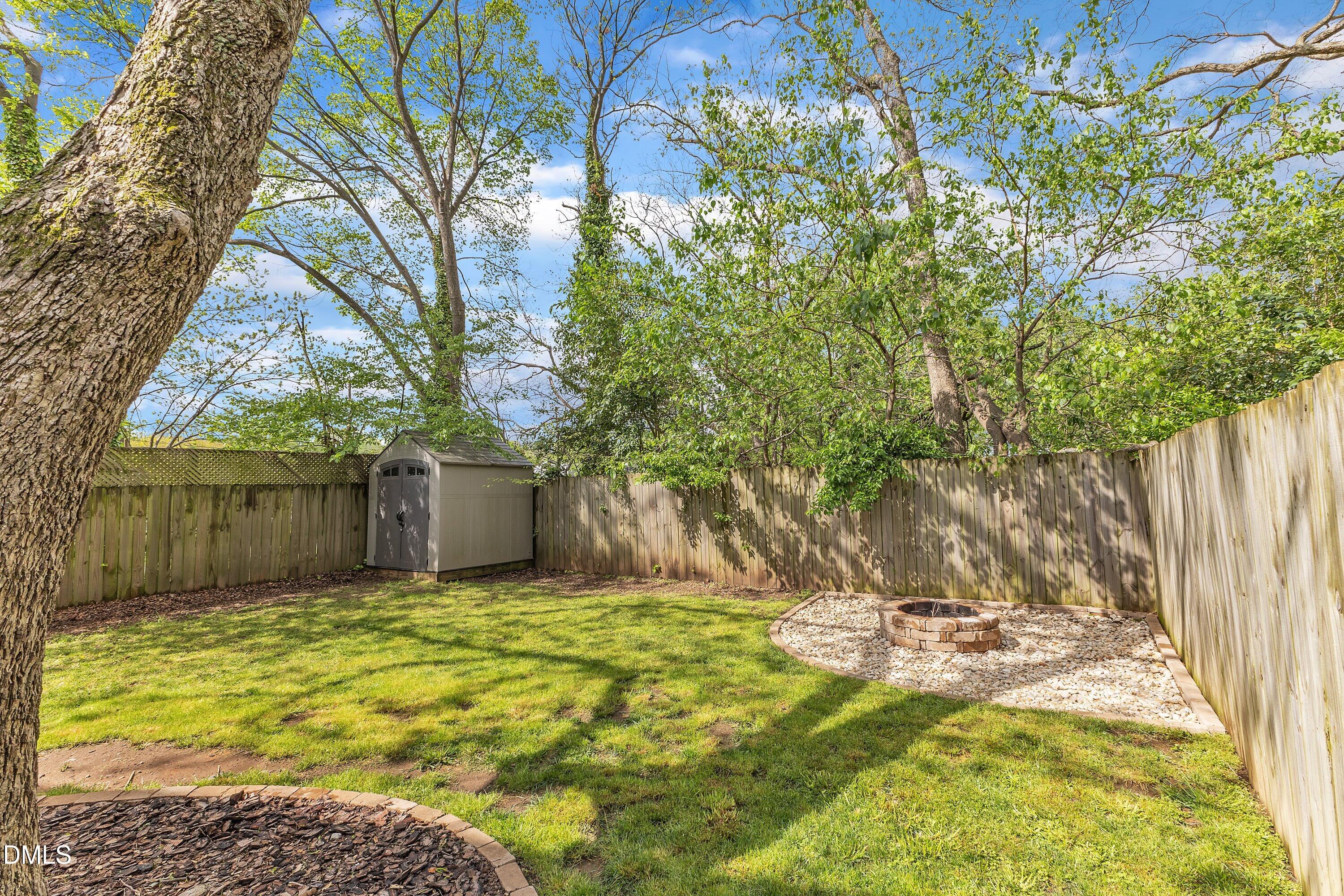 3 Maple Street Property Photo 32