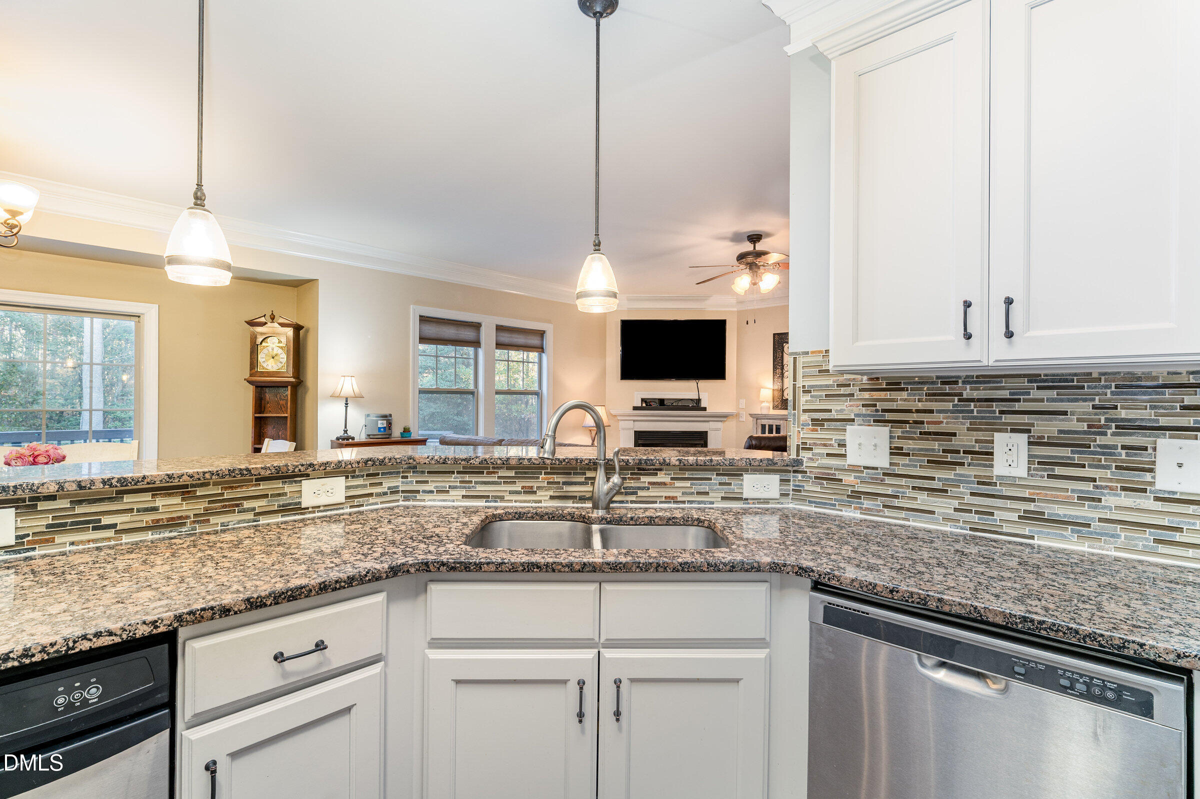 110 Lexington Avenue Property Photo 2