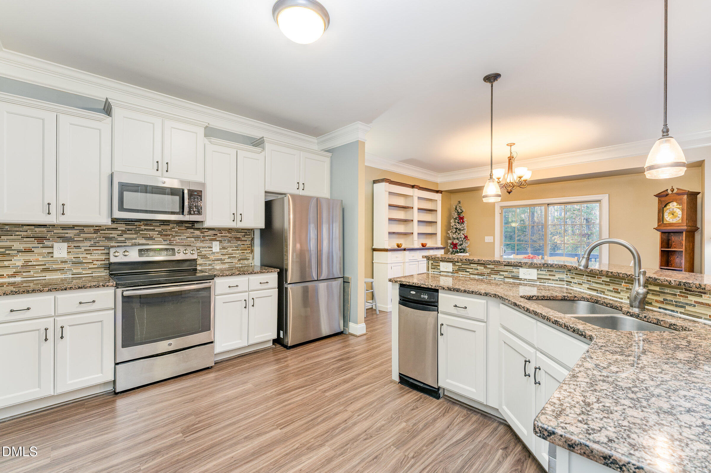 110 Lexington Avenue Property Photo 11