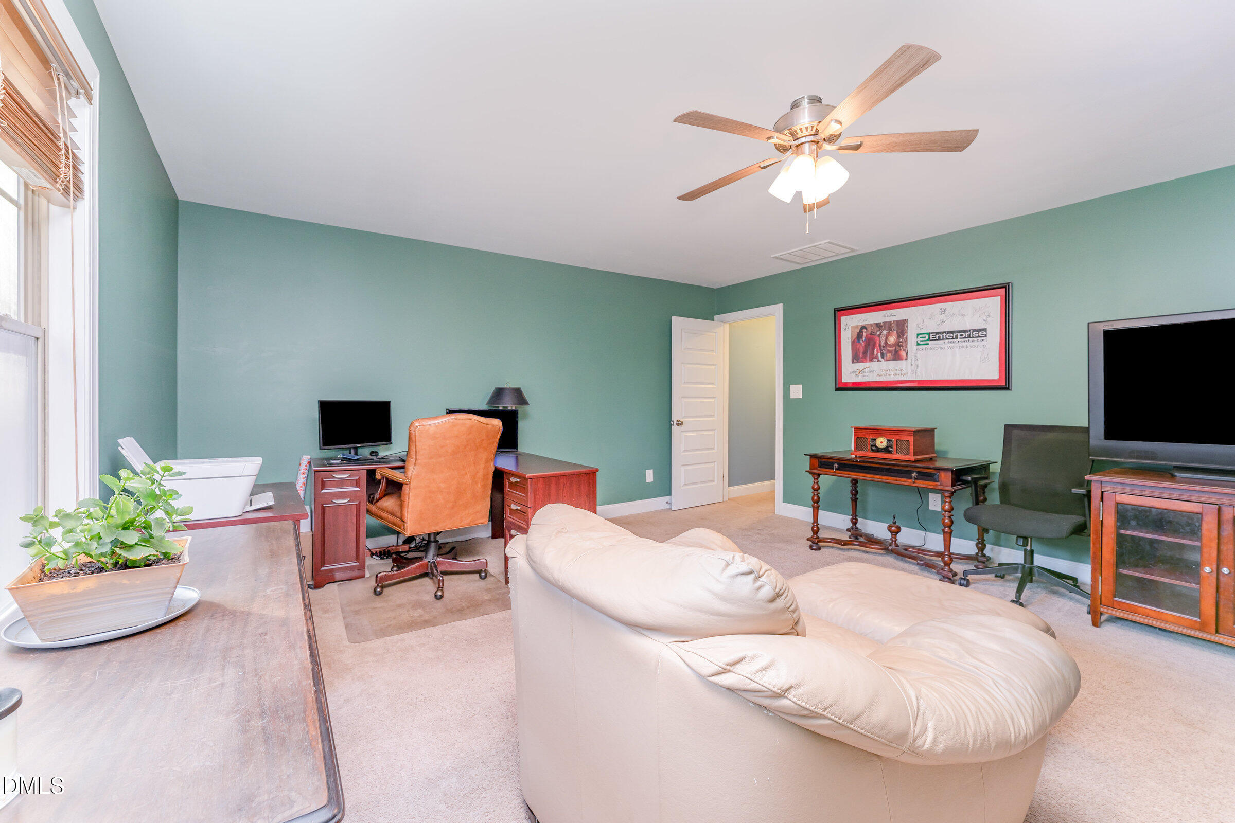 110 Lexington Avenue Property Photo 23