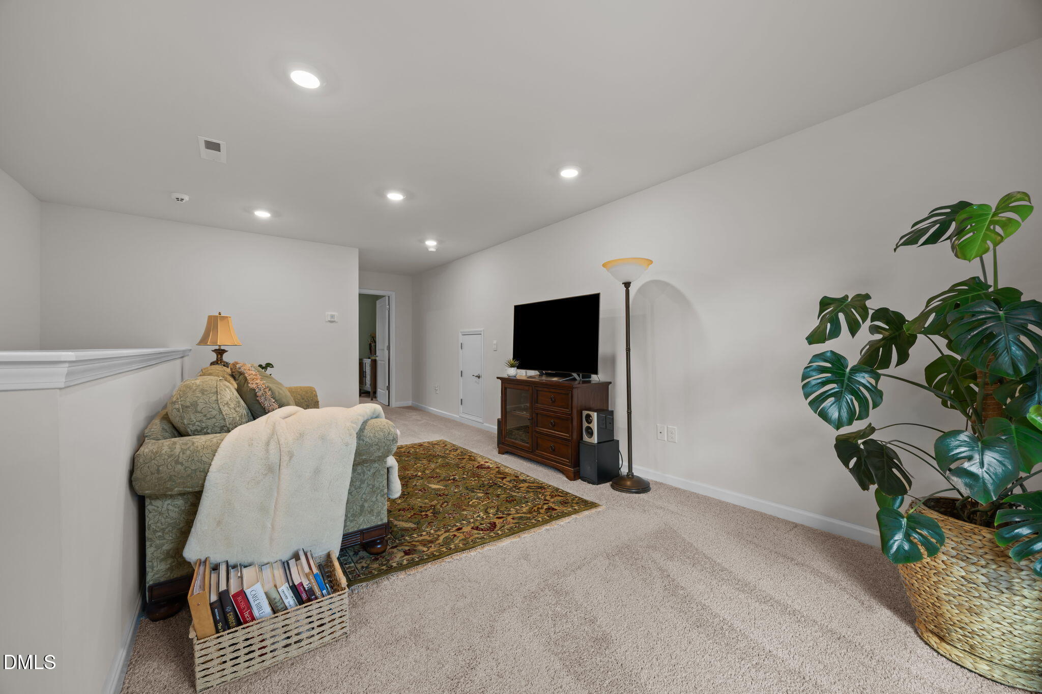 1 Parker Pond Court Property Photo 9