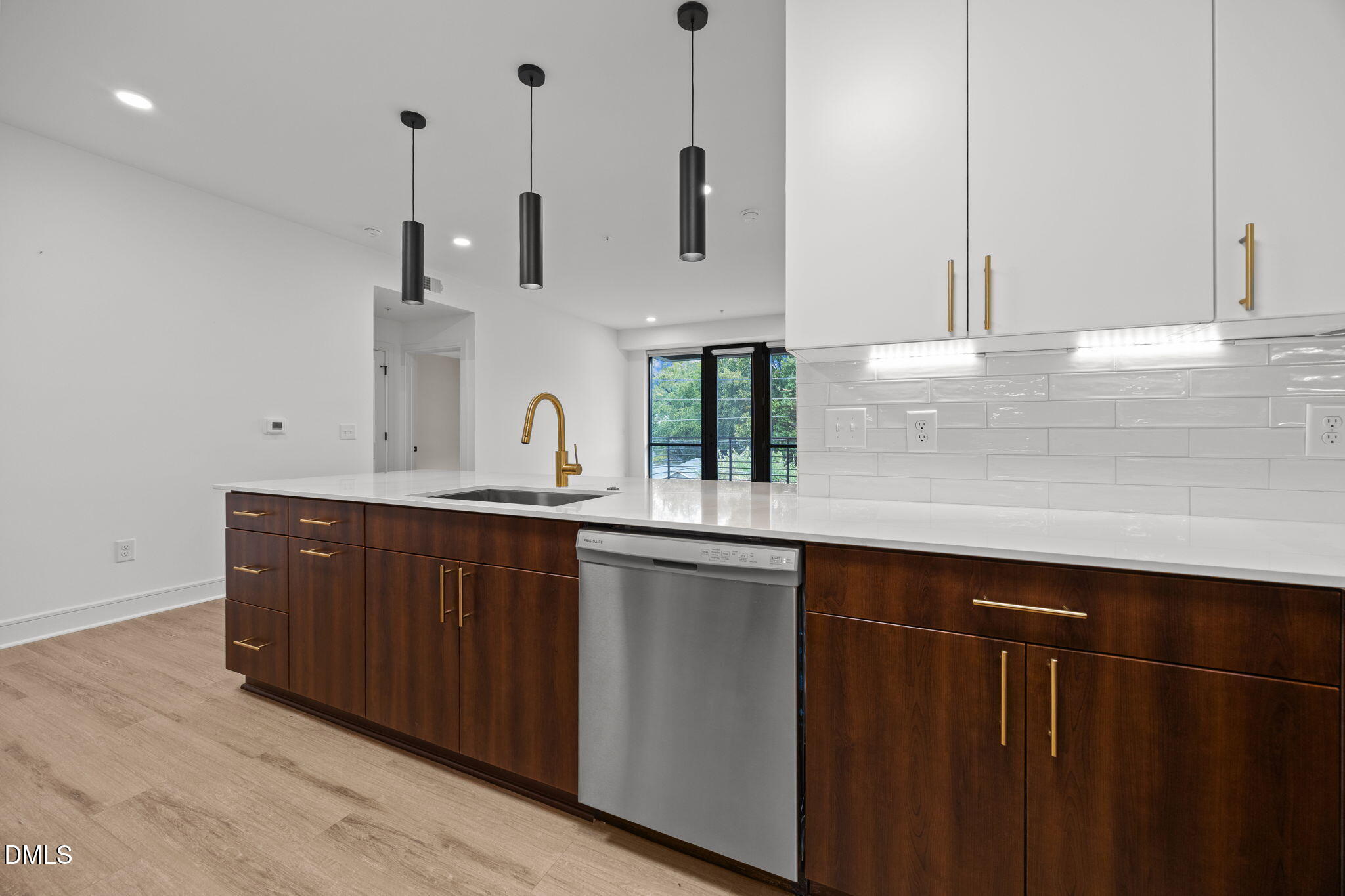 615 W Peace Street # 307 Property Photo 4