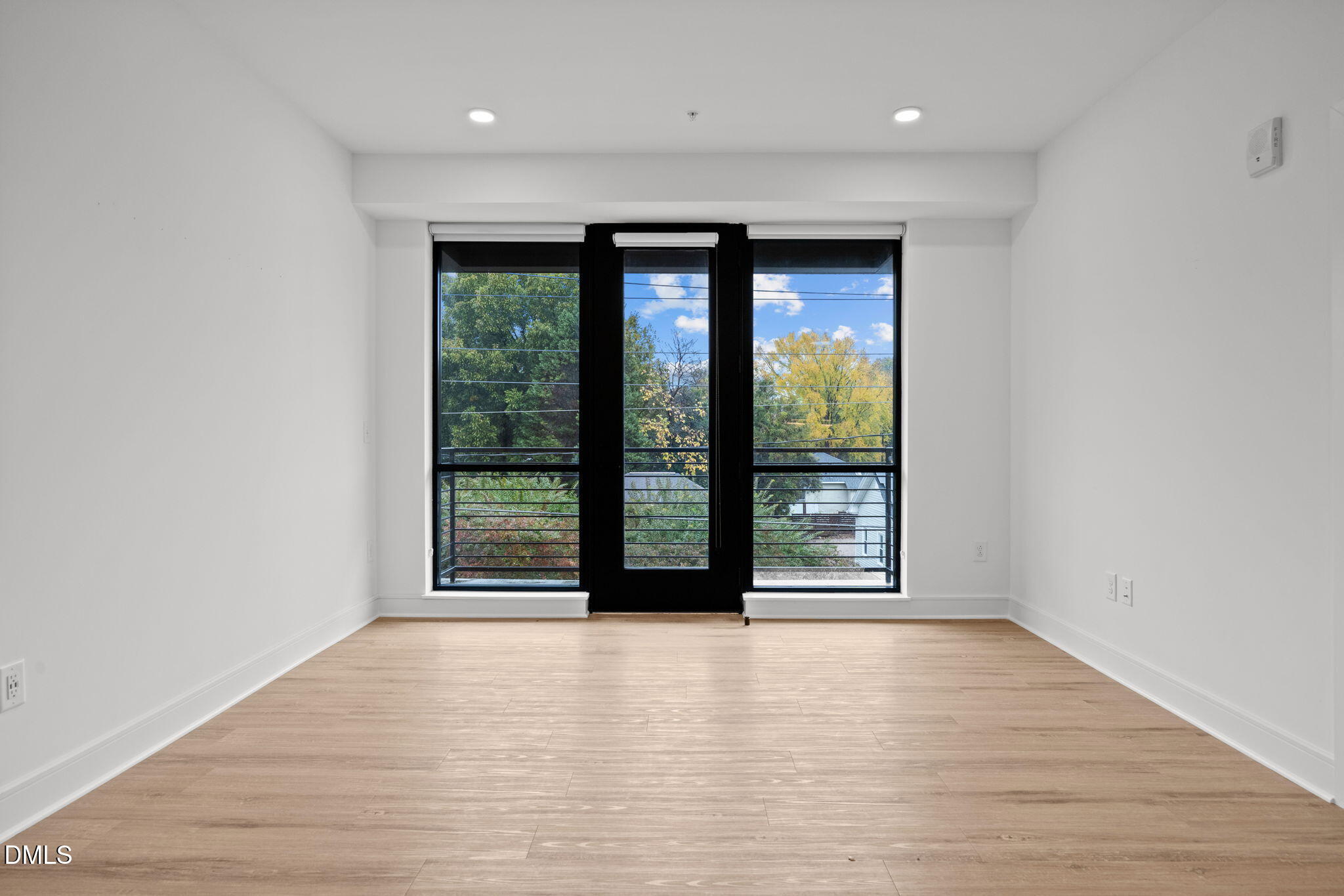 615 W Peace Street 307 Property Photo 6