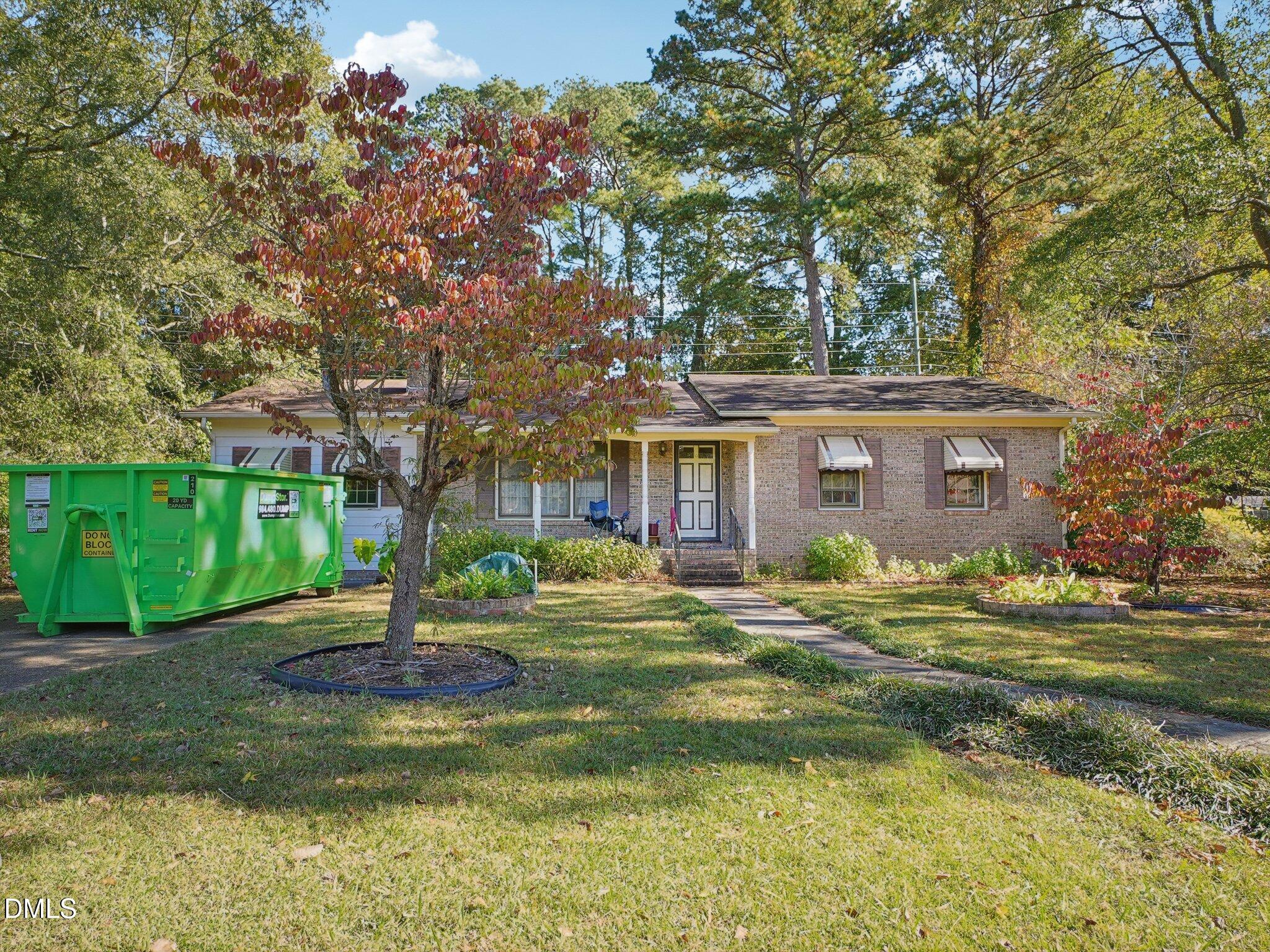 402 Birch Street Property Photo 1