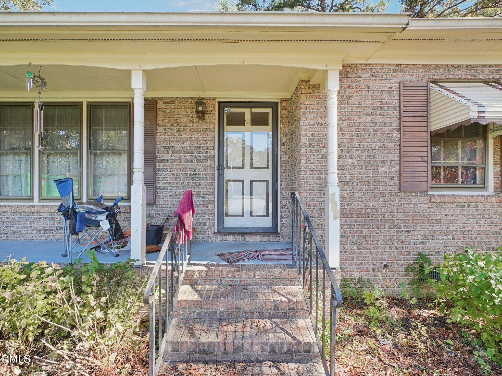 402 Birch Street Property Photo 3