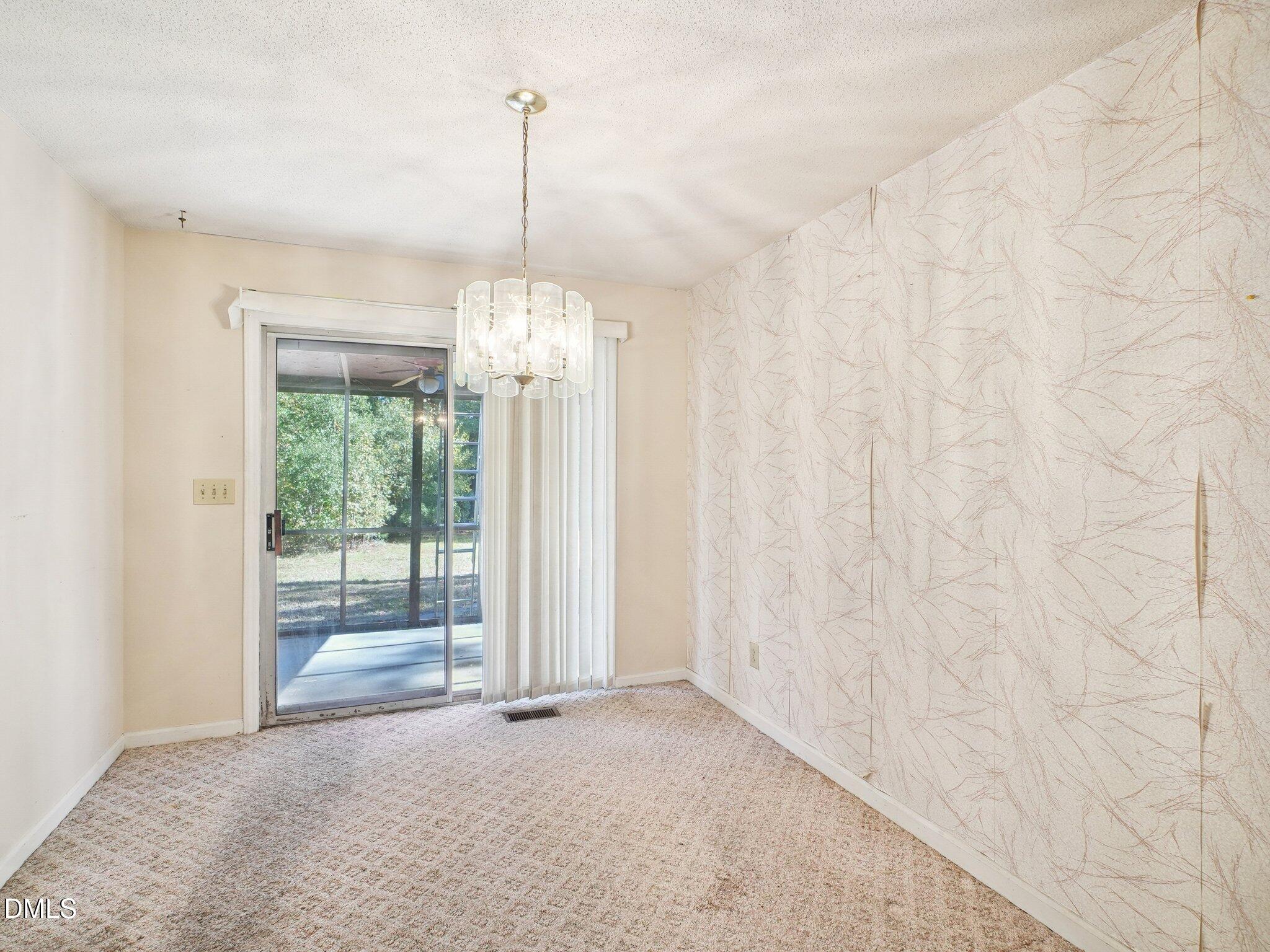 402 Birch Street Property Photo 8