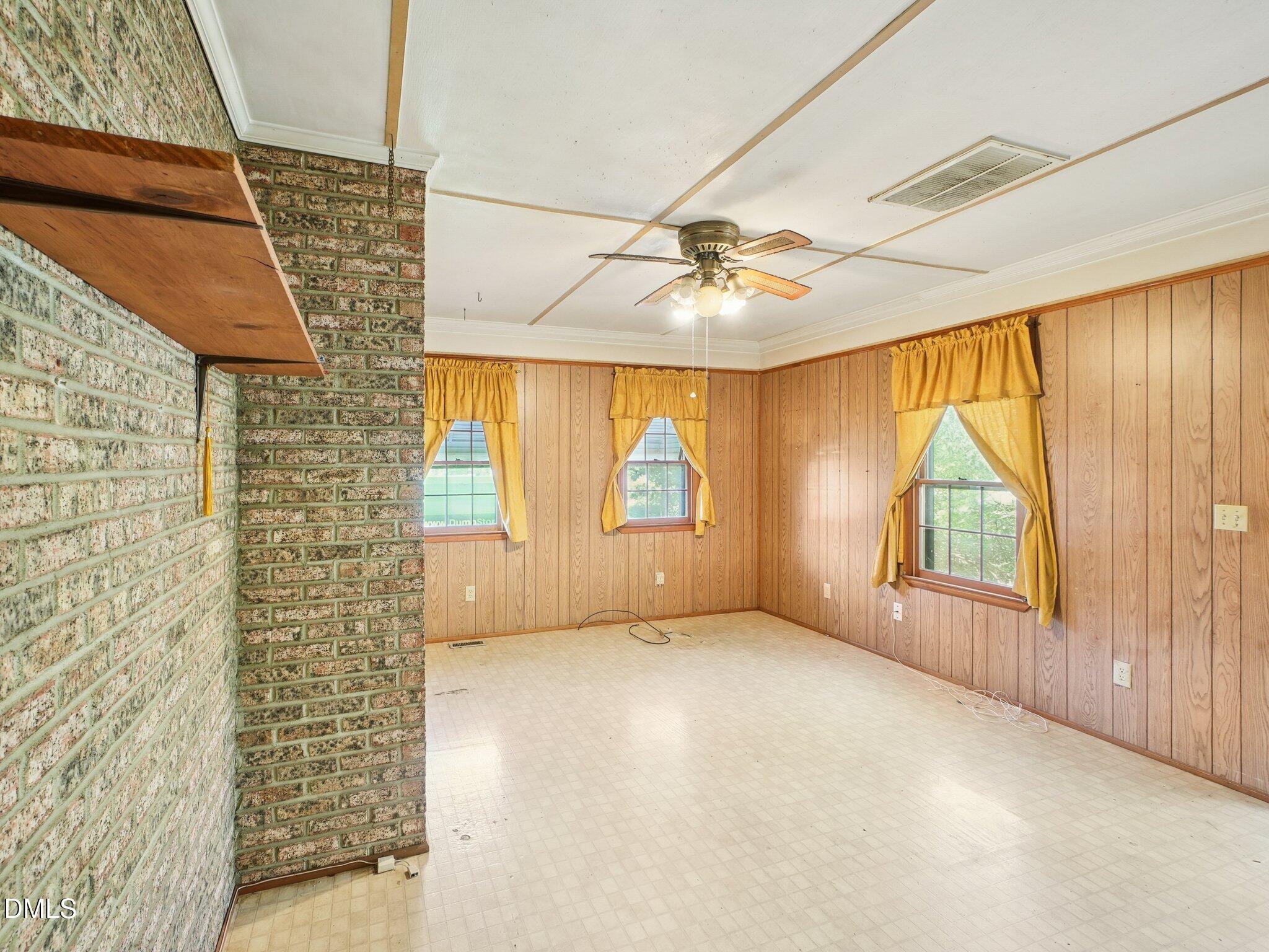 402 Birch Street Property Photo 22