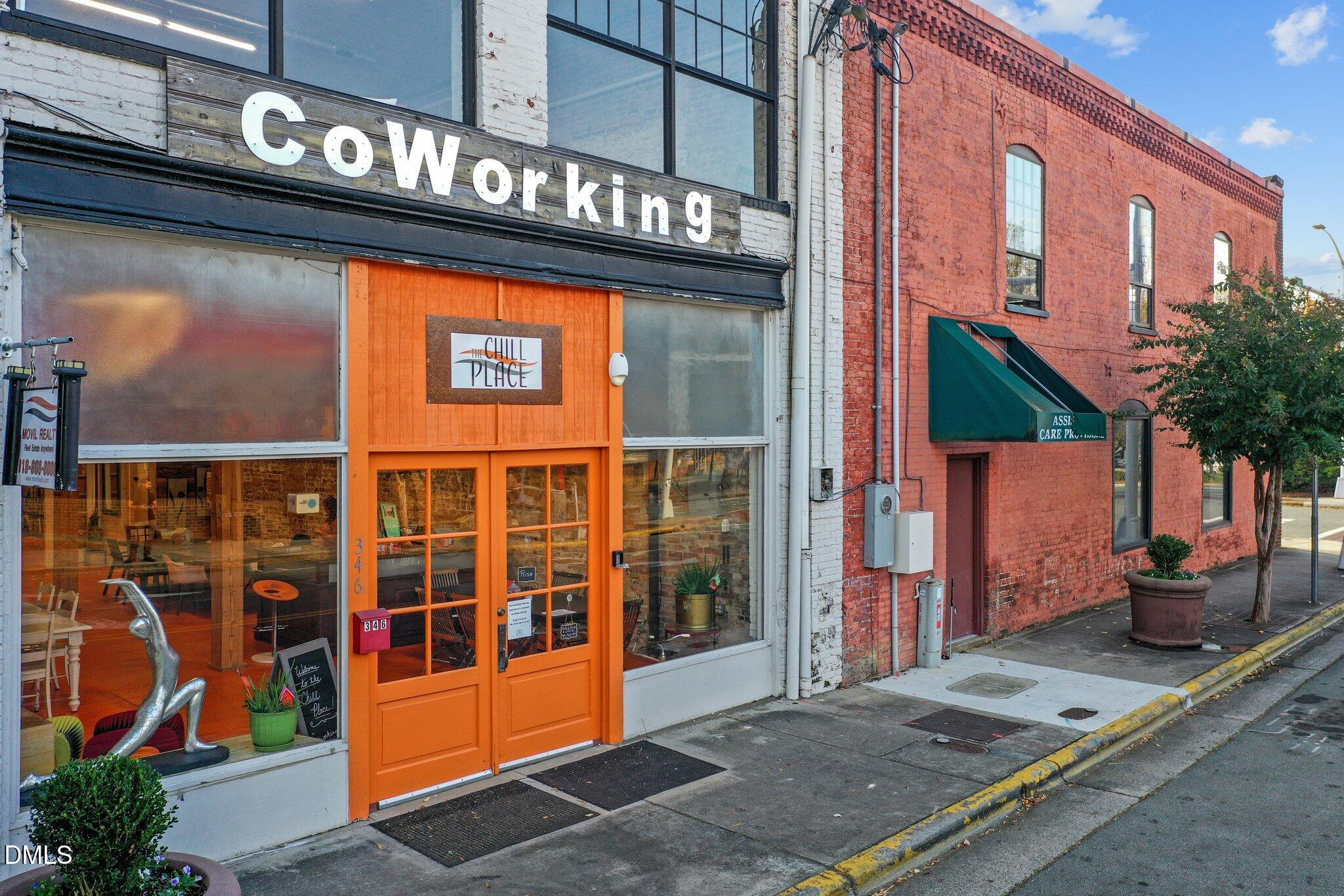 346 S Worth Street Property Photo 8