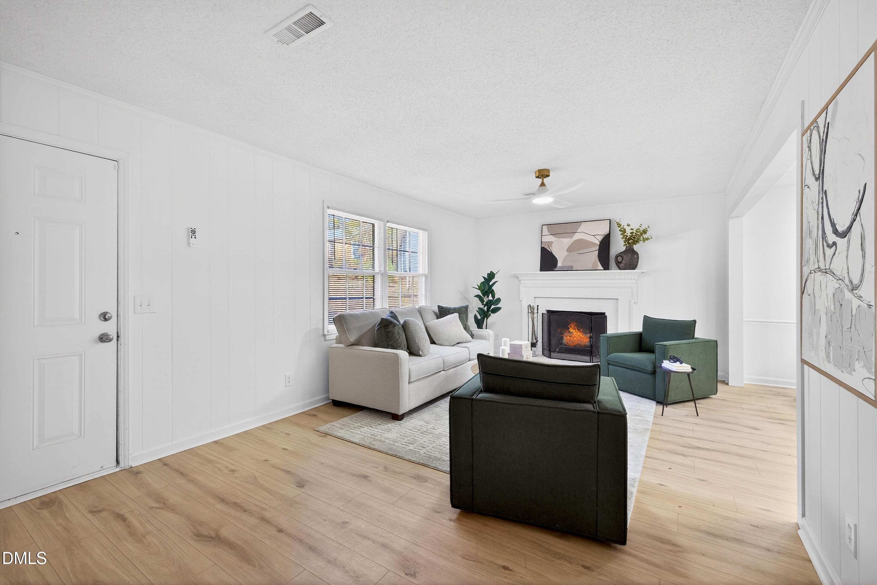 800 Plentywood Court Property Photo 4