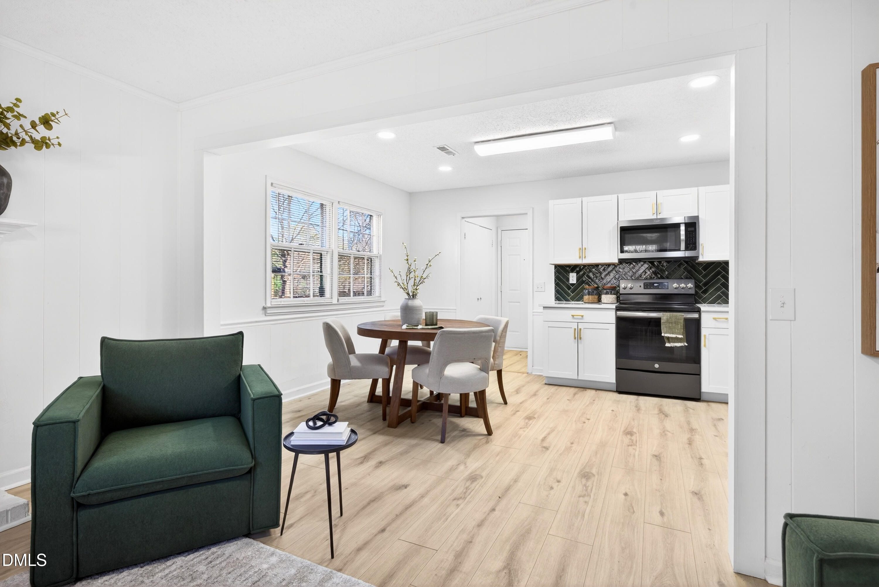 800 Plentywood Court Property Photo 12