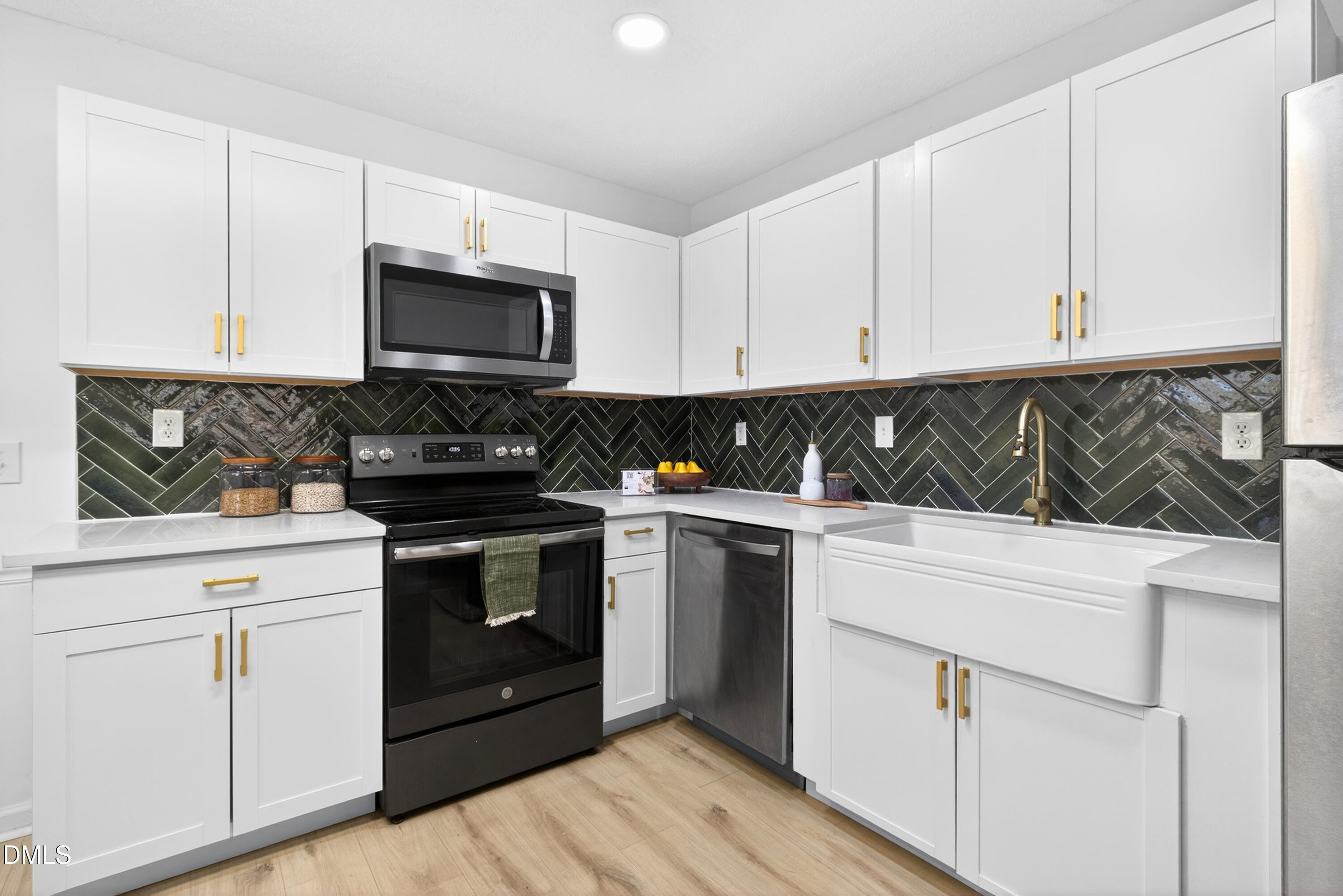 800 Plentywood Court Property Photo 14