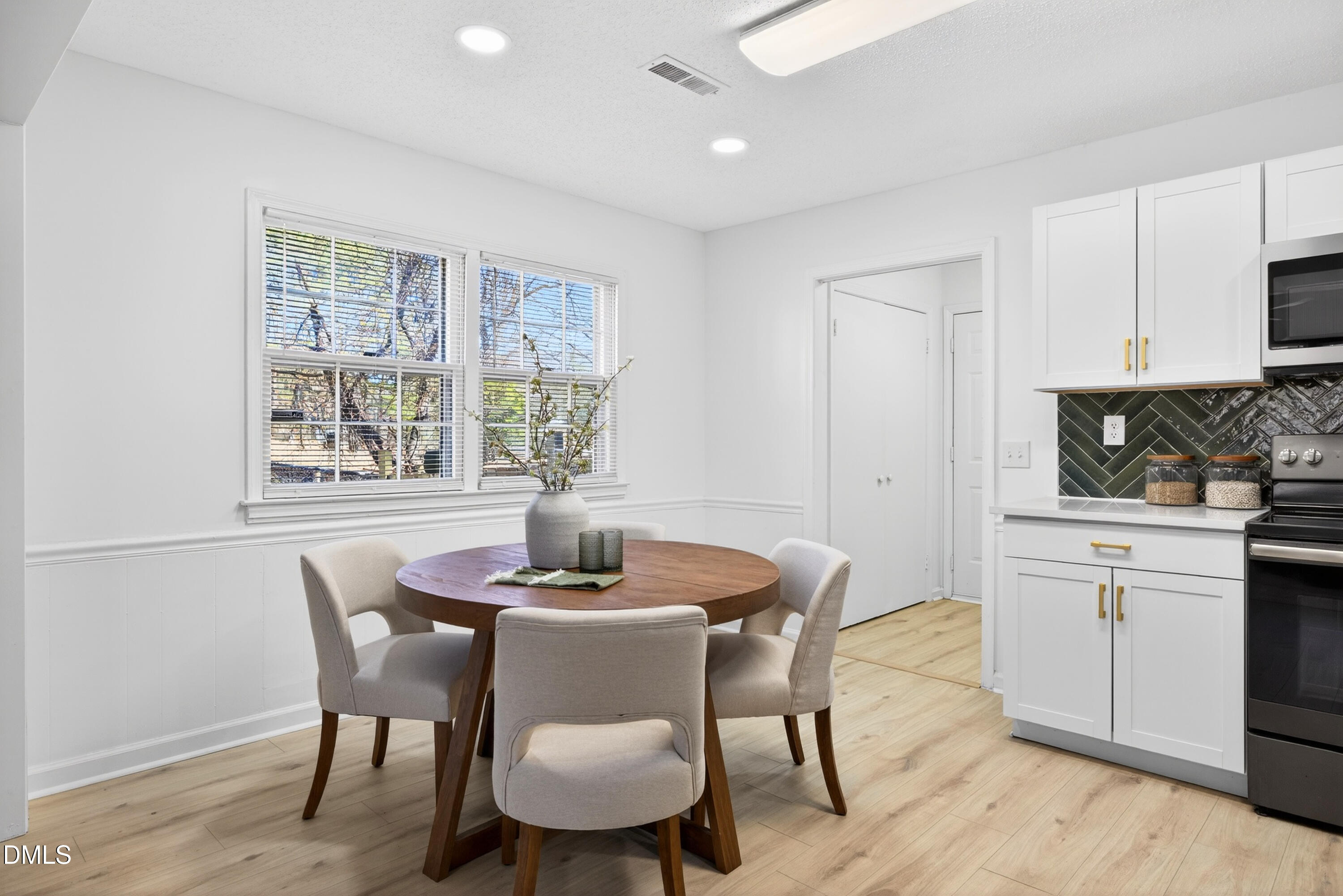 800 Plentywood Court Property Photo 15