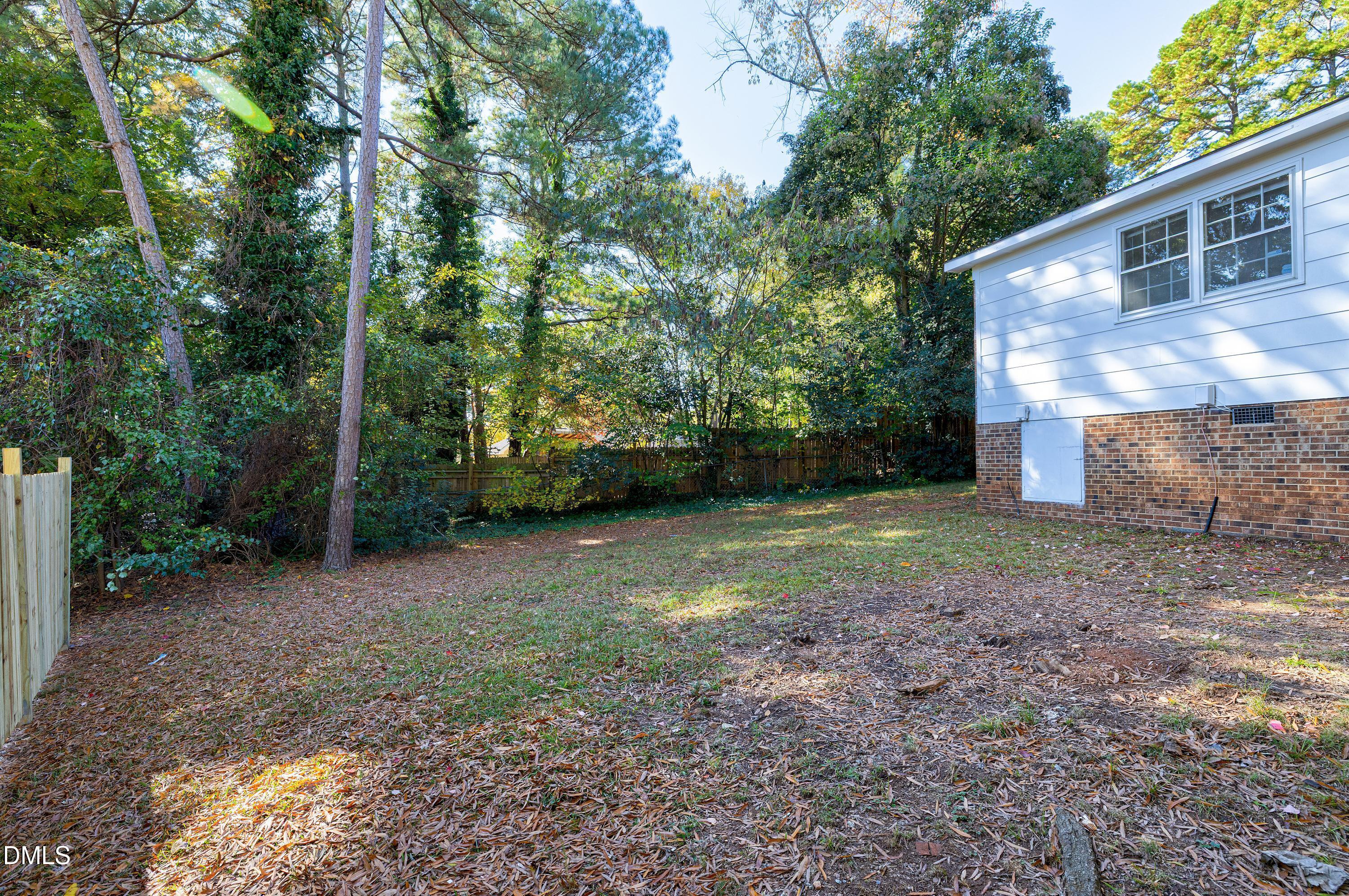 800 Plentywood Court Property Photo 32