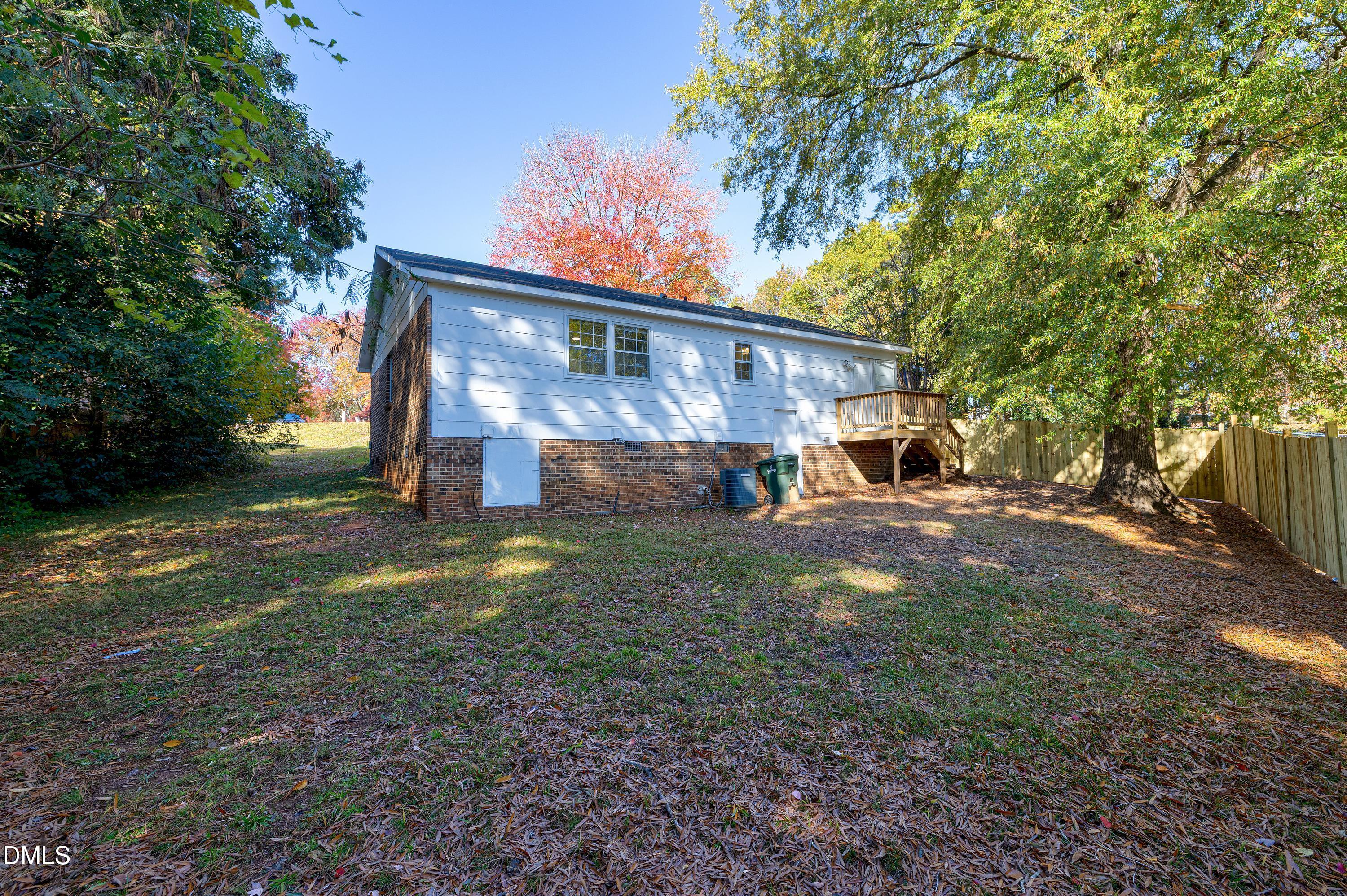 800 Plentywood Court Property Photo 33