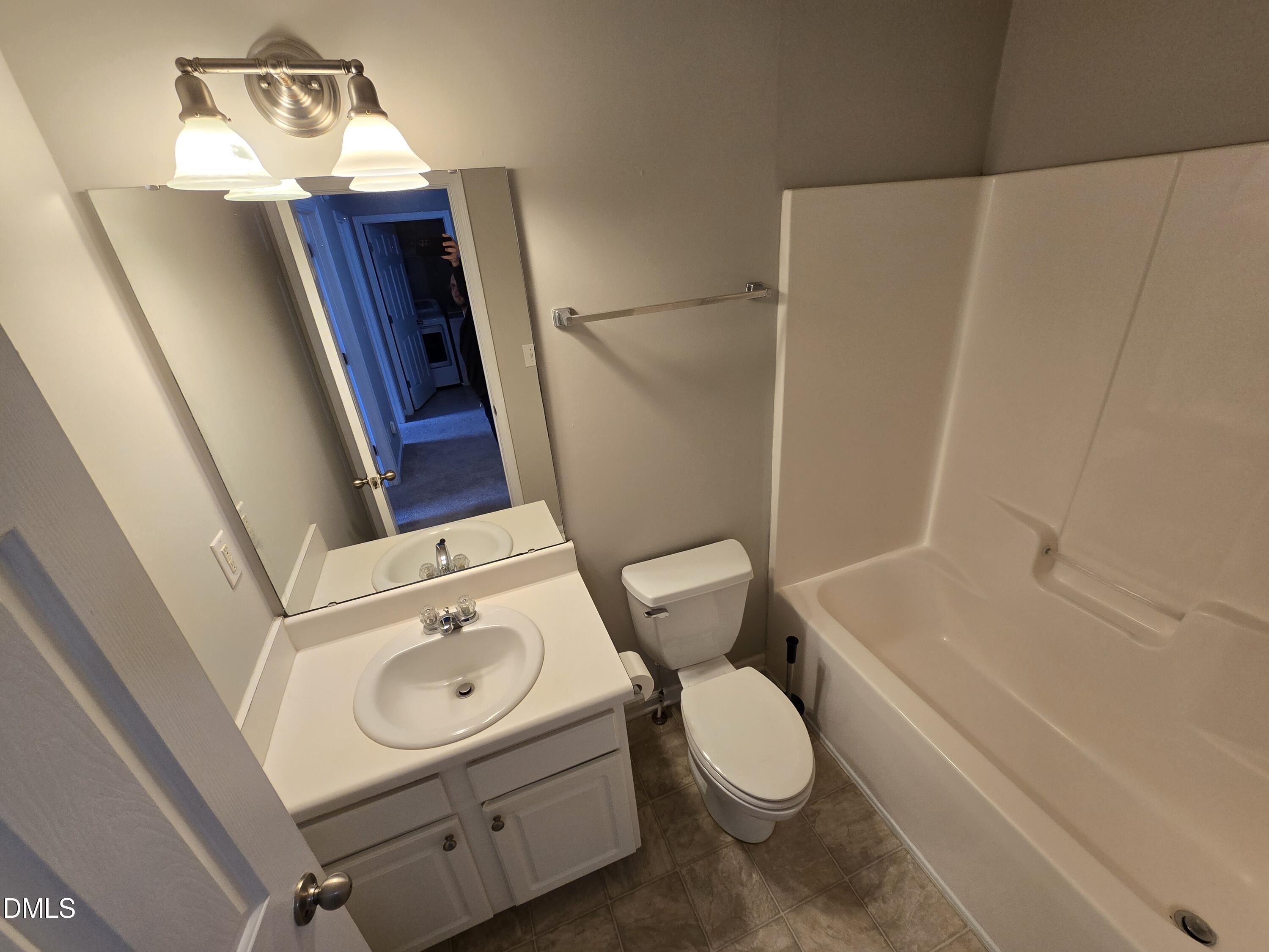 5030 Reservior Road Property Photo 18
