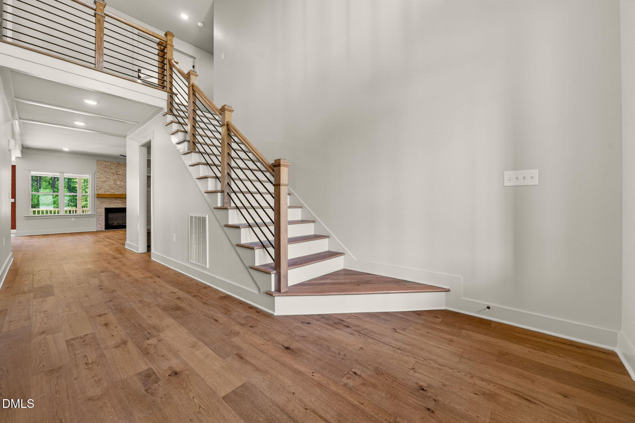 12601 Burgess Road Property Photo 15