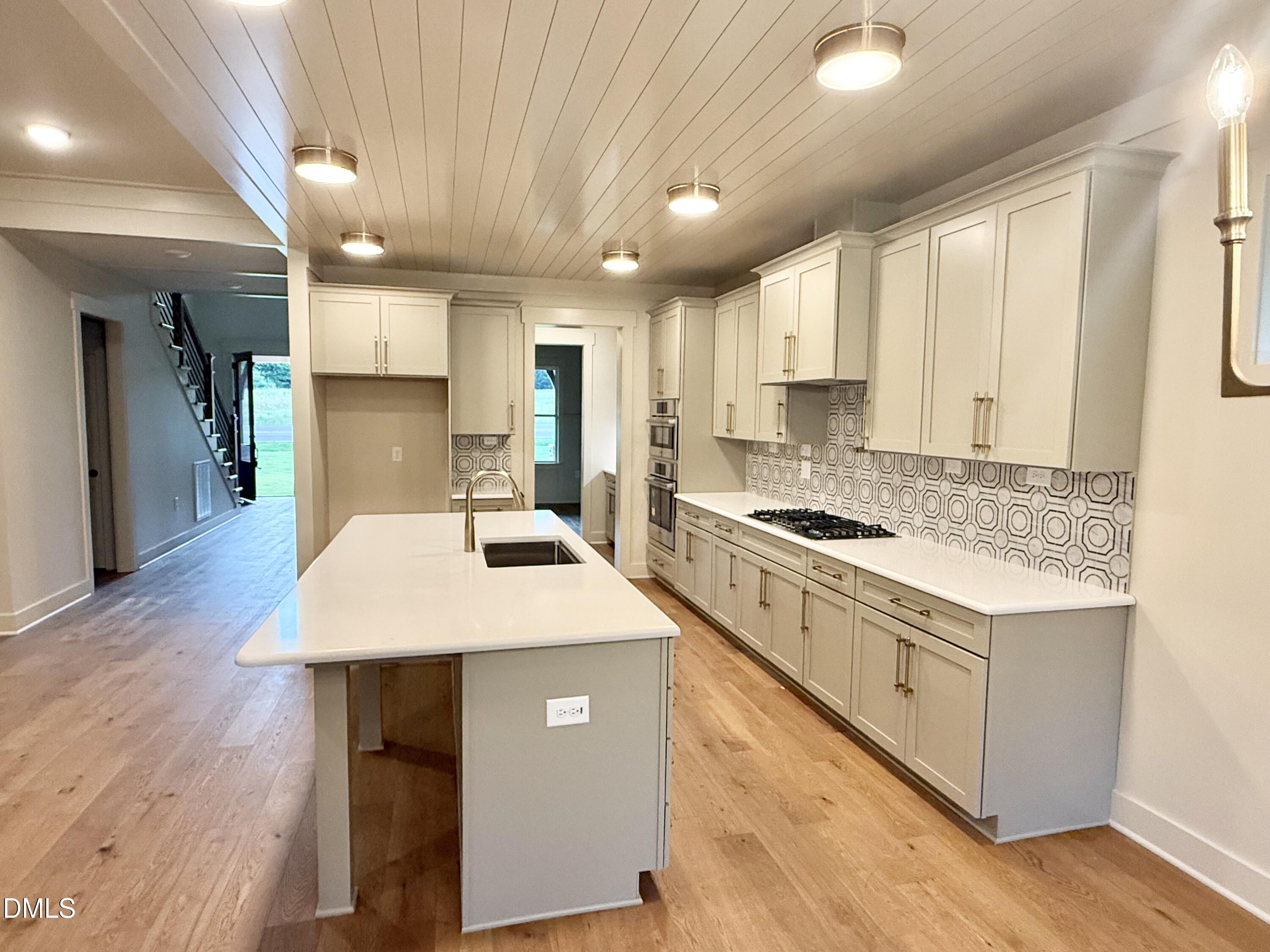 12601 Burgess Road Property Photo 21
