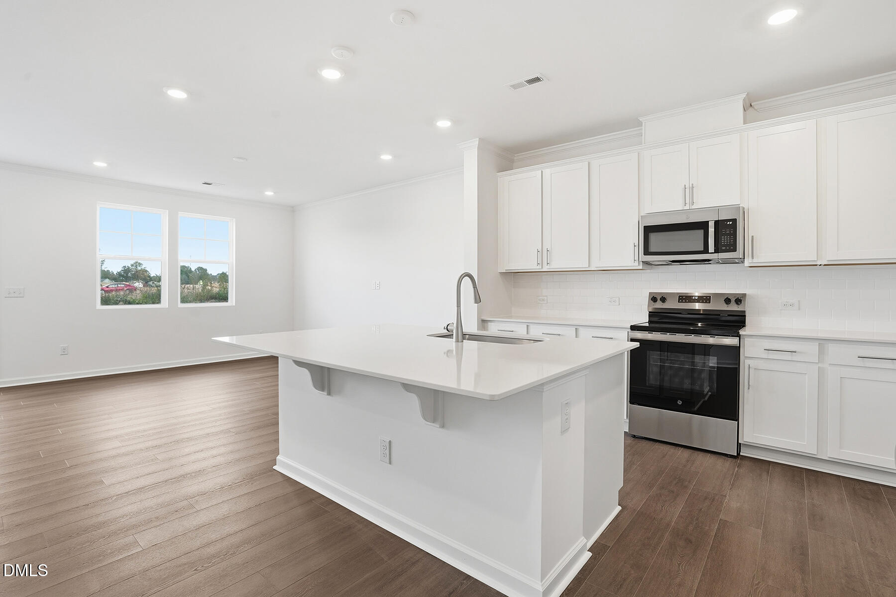 84 Blossom Field Way Property Photo 6