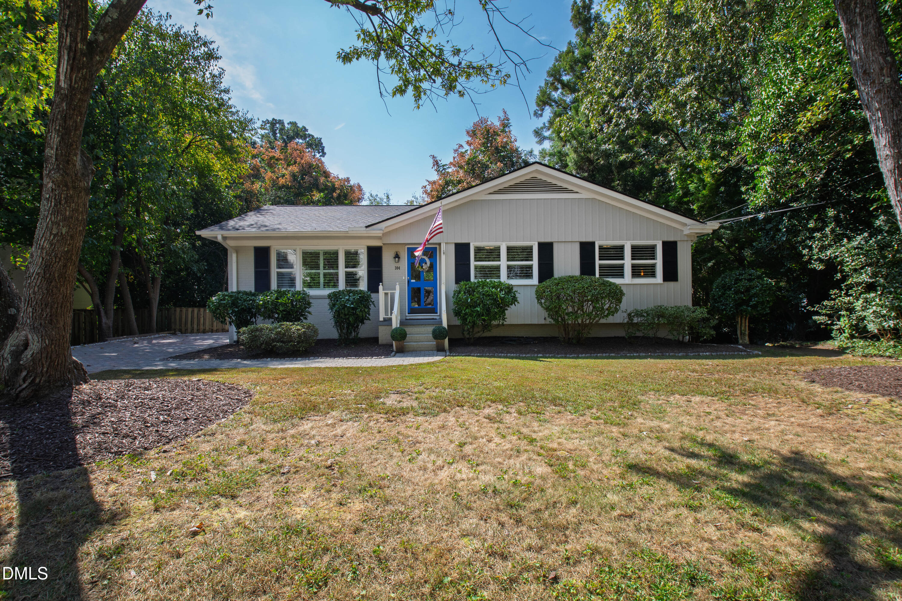 304 Latimer Road Property Photo 1