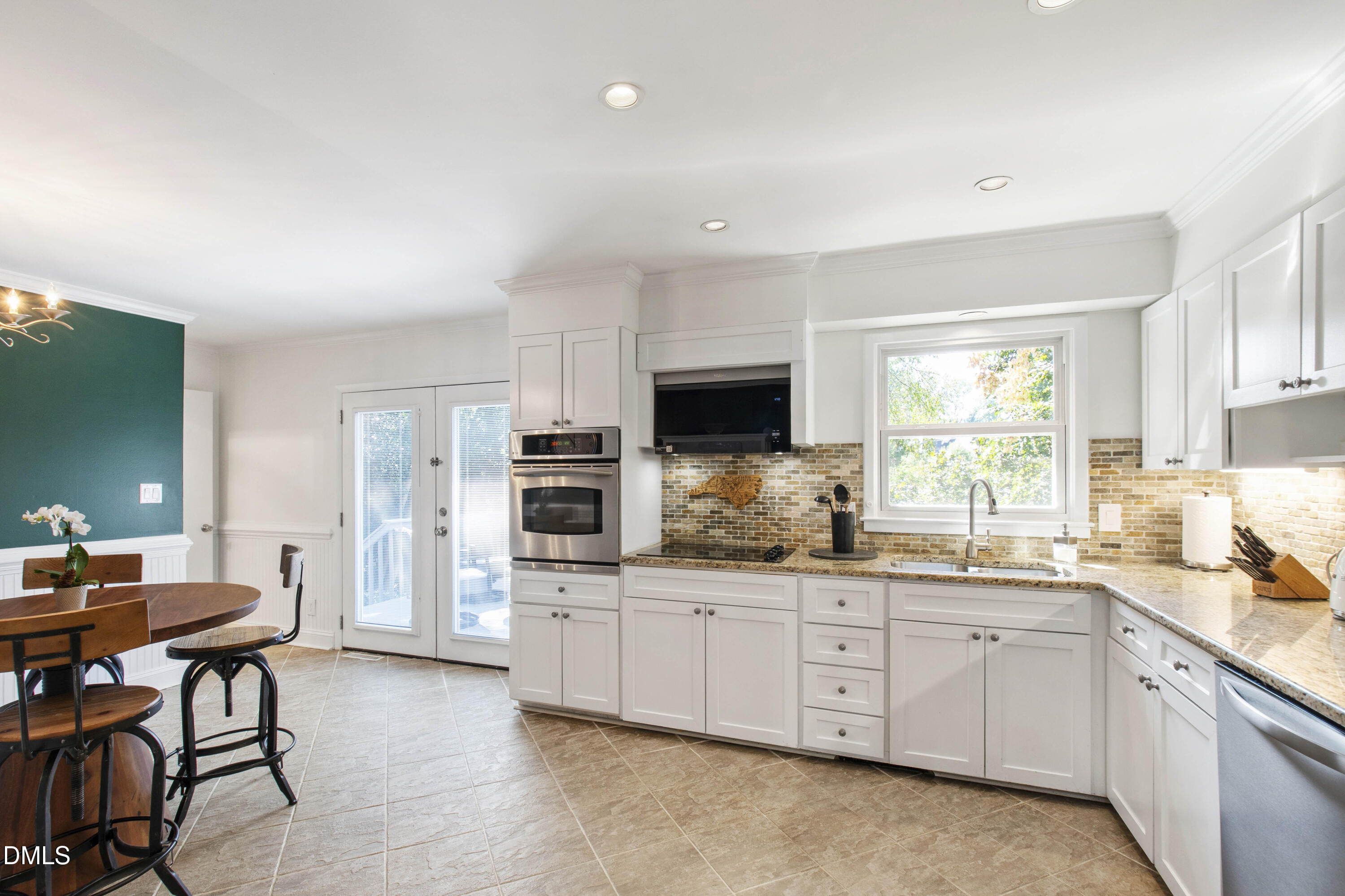 304 Latimer Road Property Photo 18