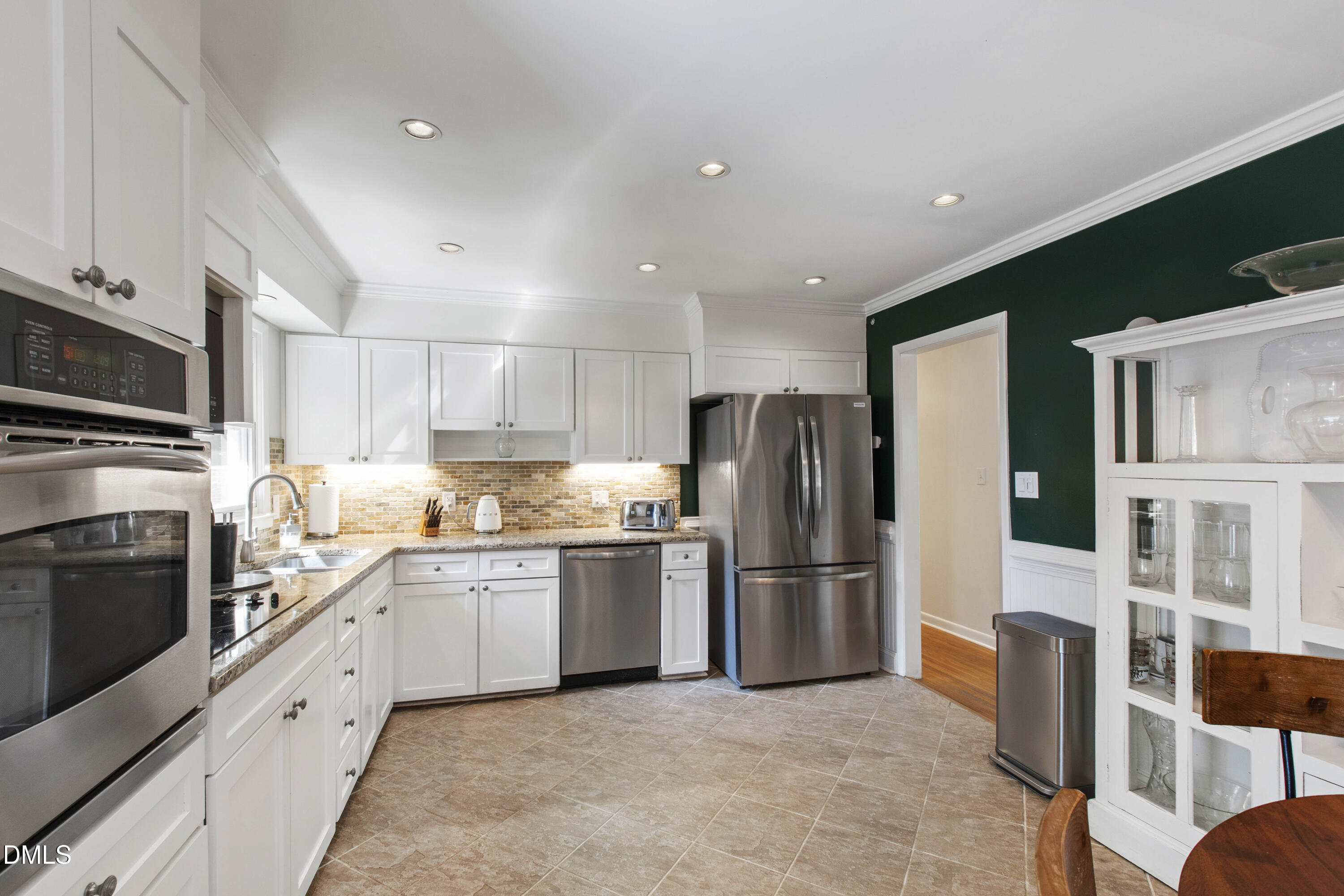304 Latimer Road Property Photo 20