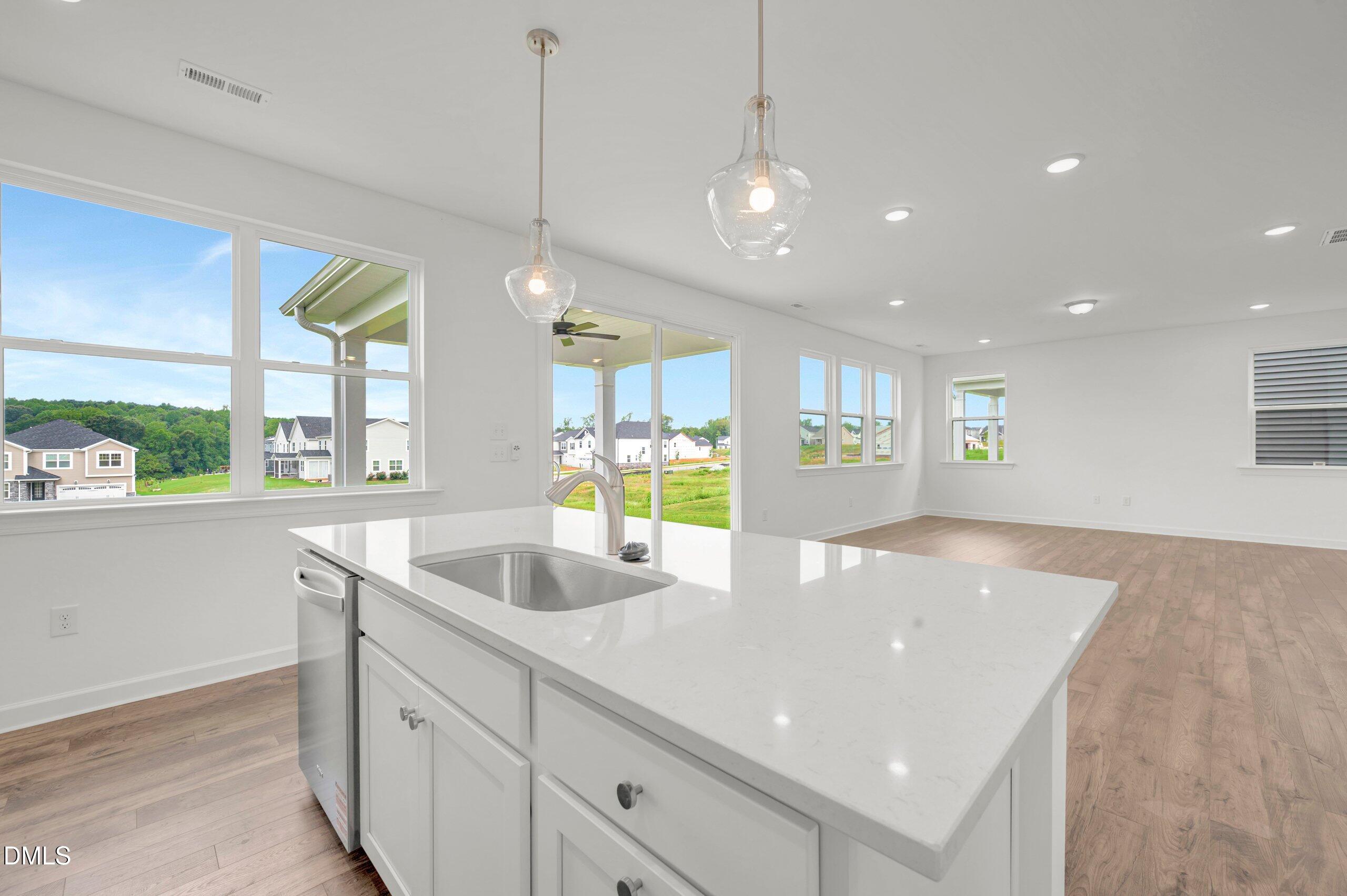 268 Yellow River Way Property Photo 6