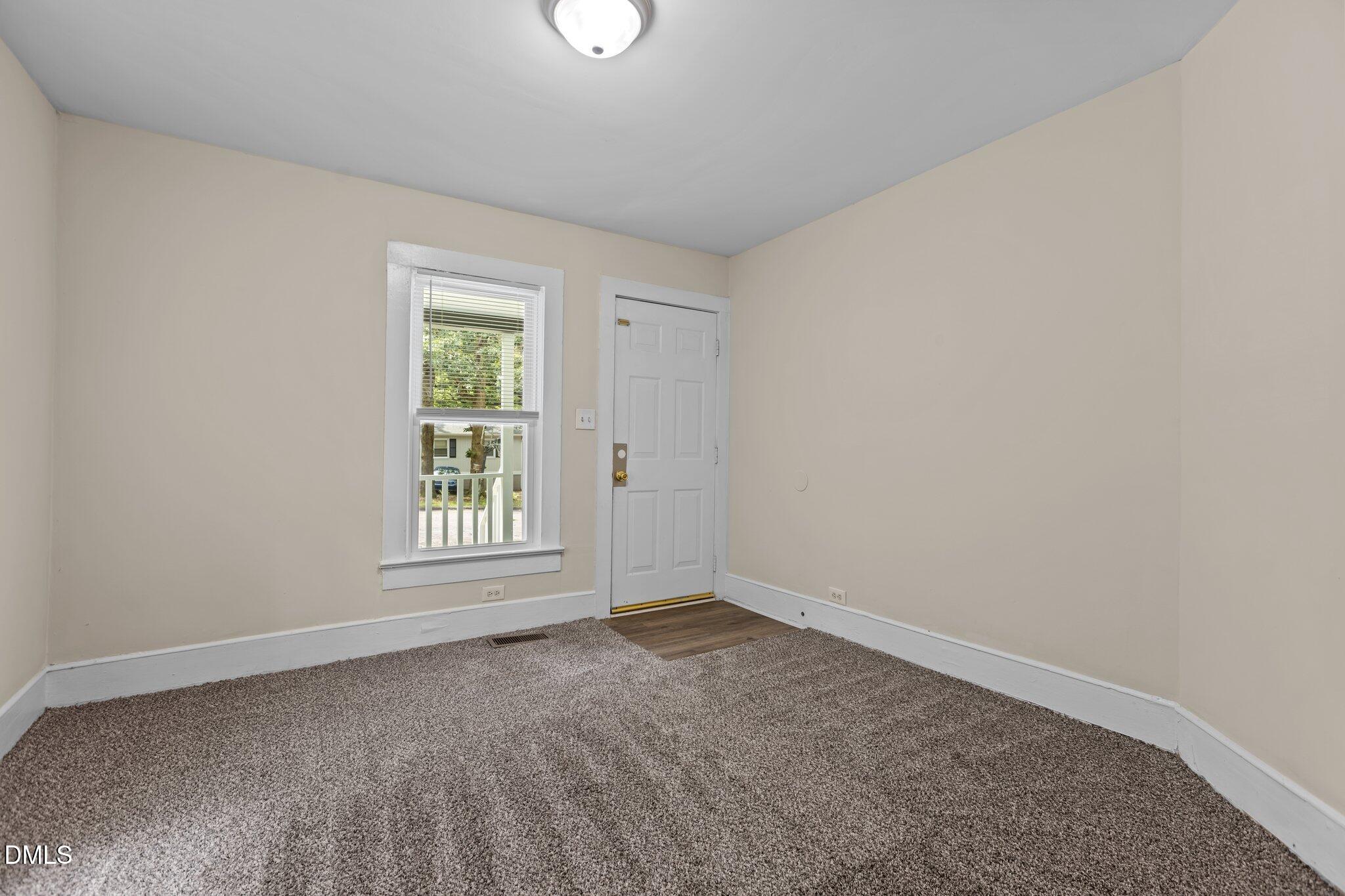 1006 Proctor Street Property Photo 7