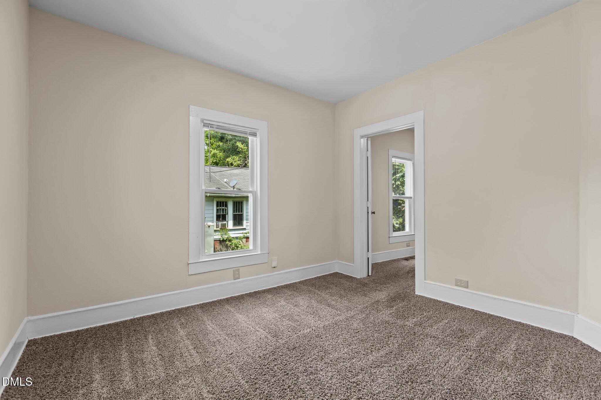 1006 Proctor Street Property Photo 14